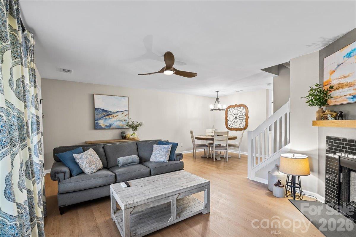 Townhouse at 6073 Cougar Lane, Charlotte, photo 7 of 31