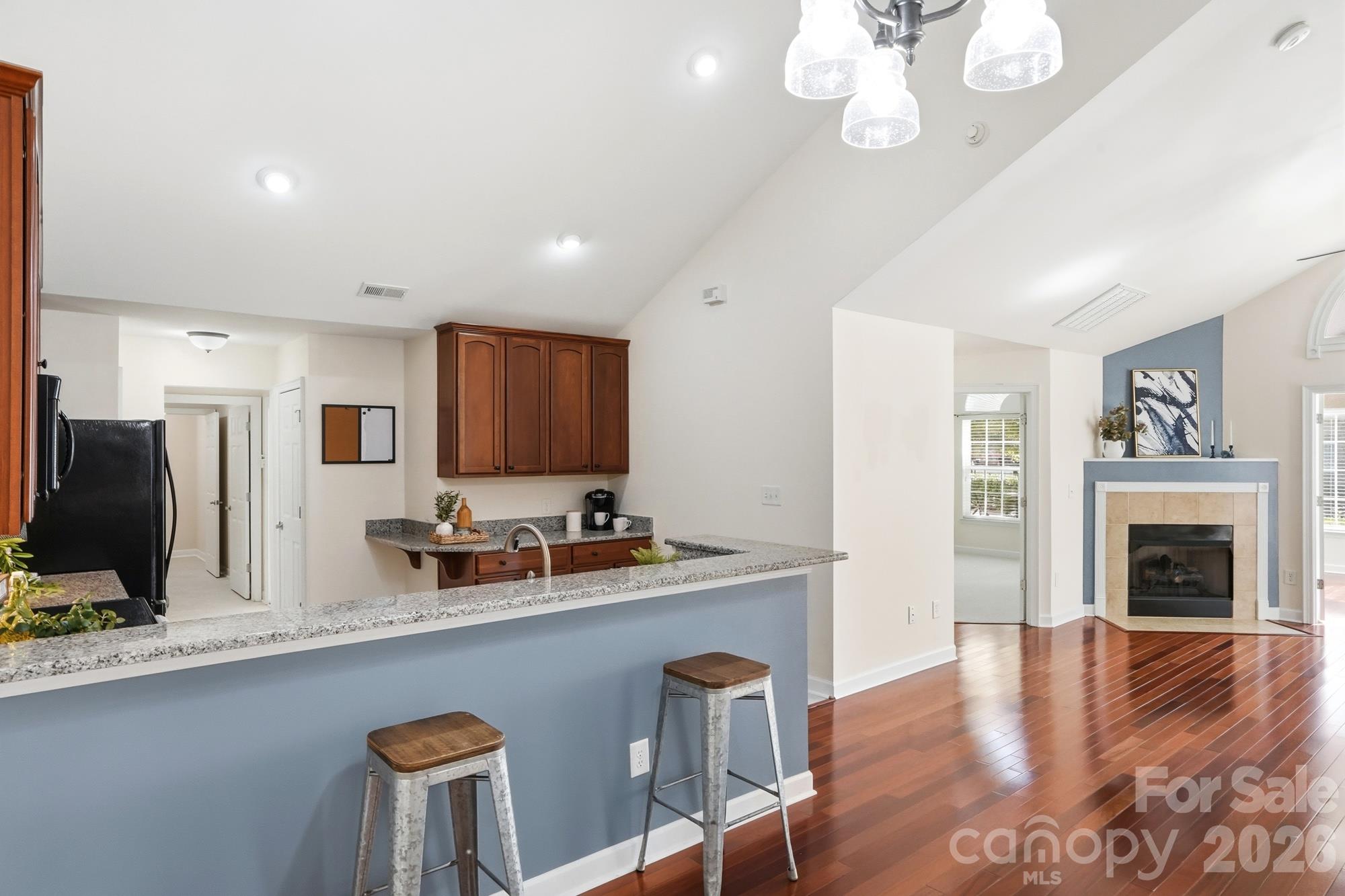 Condominium at 5518 Prosperity View Drive, Charlotte, photo 12 of 38