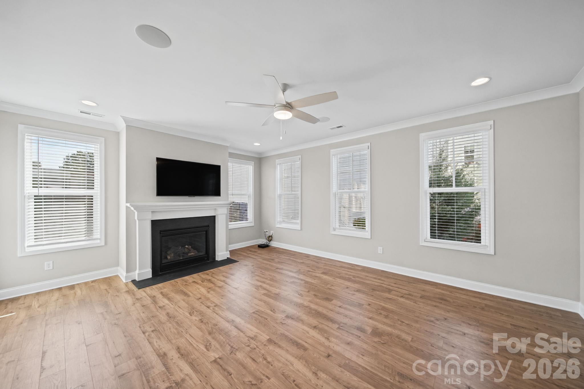 Townhouse at 270 Gilead Road, Huntersville, photo 10 of 31