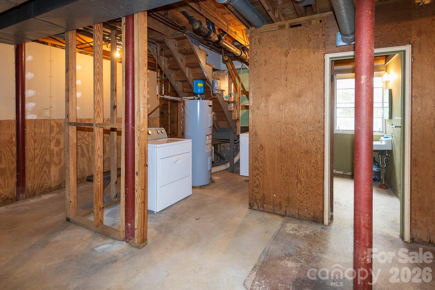 Single Family Residence at 8 Governors Court, Asheville, photo 19 of 24