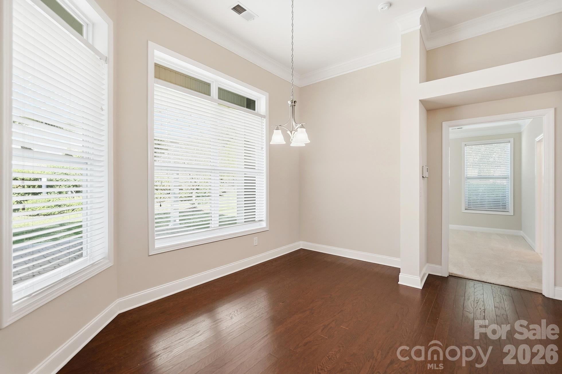 Single Family Residence at 9106 Longvale Lane, Charlotte, photo 7 of 43