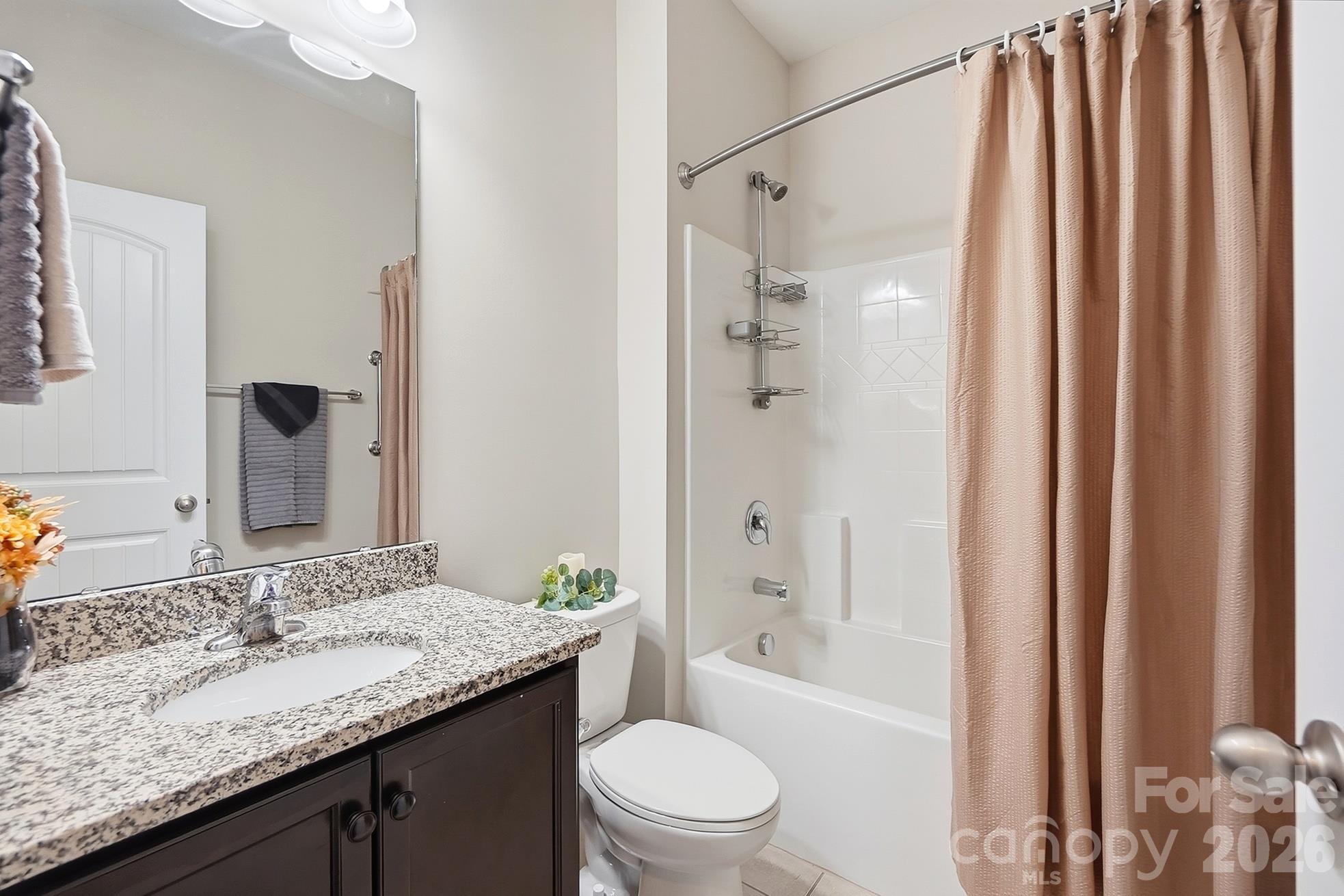 Single Family Residence at 9106 Longvale Lane, Charlotte, photo 26 of 43