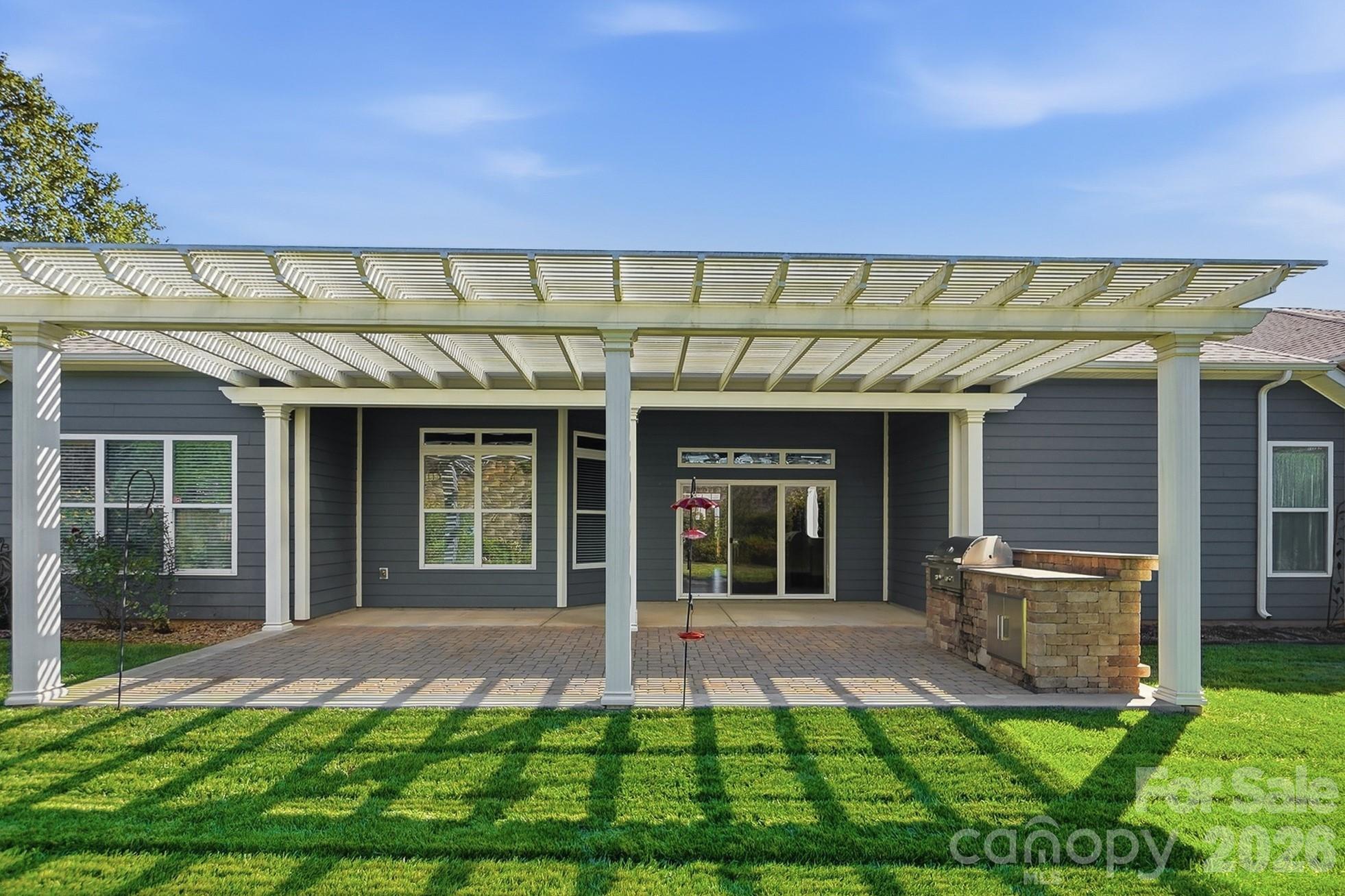 Single Family Residence at 9106 Longvale Lane, Charlotte, photo 38 of 43