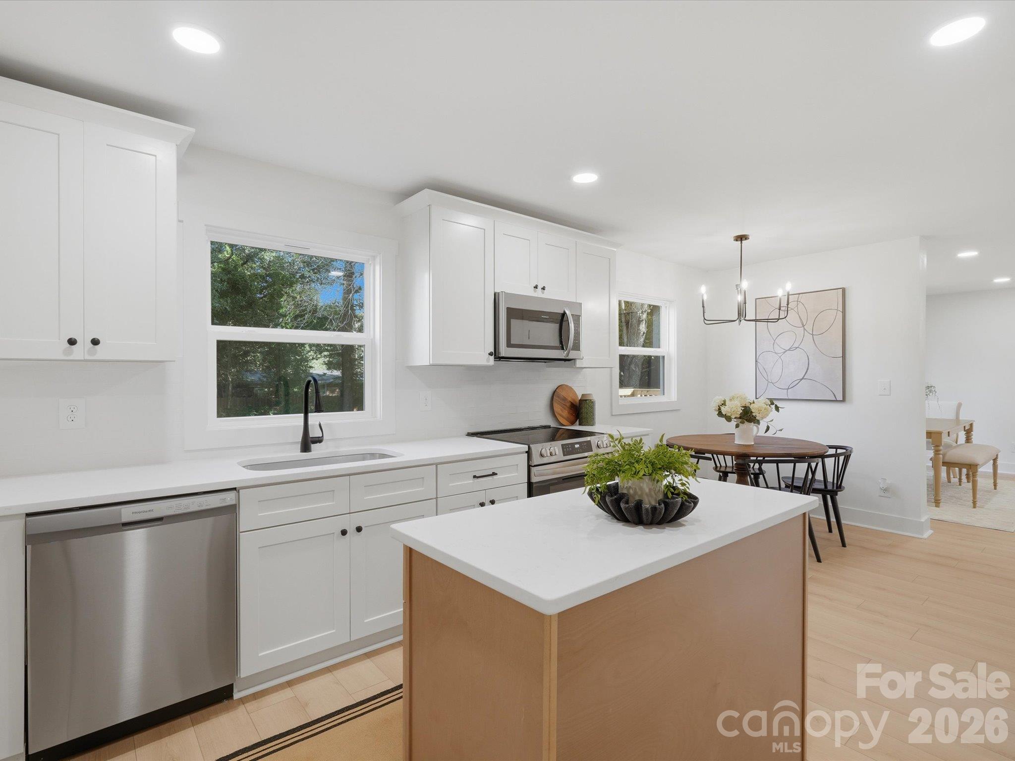 Single Family Residence at 2606 Pine Forest Drive, Gastonia, photo 16 of 45