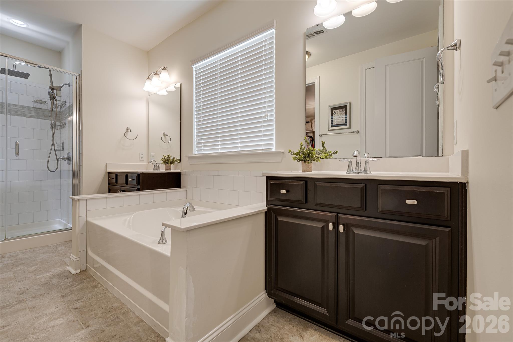 Single Family Residence at 14105 Samuel Merritt Drive, Charlotte, photo 25 of 46