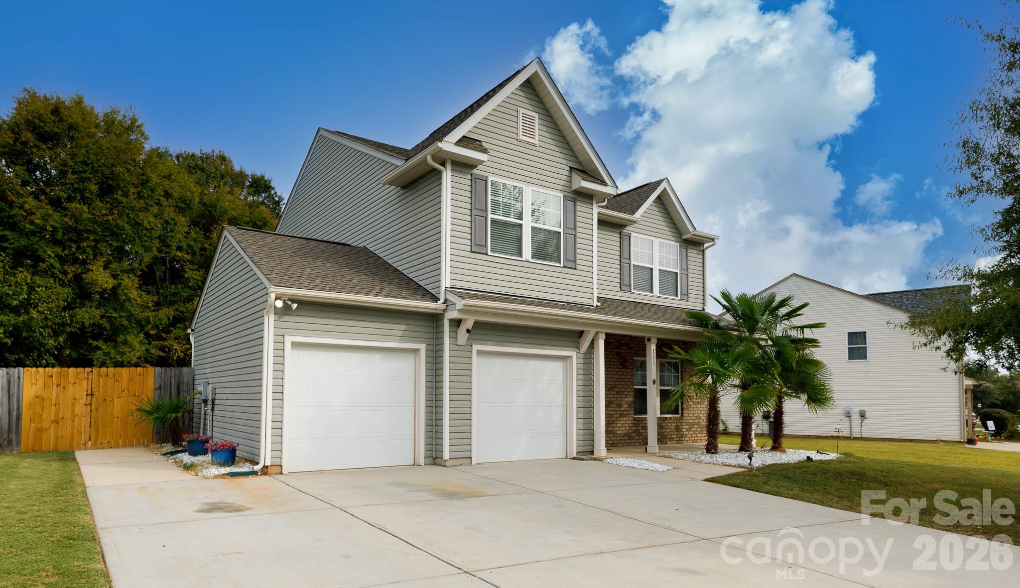 Single Family Residence at 111 Austen Lakes Drive, York, photo 5 of 44