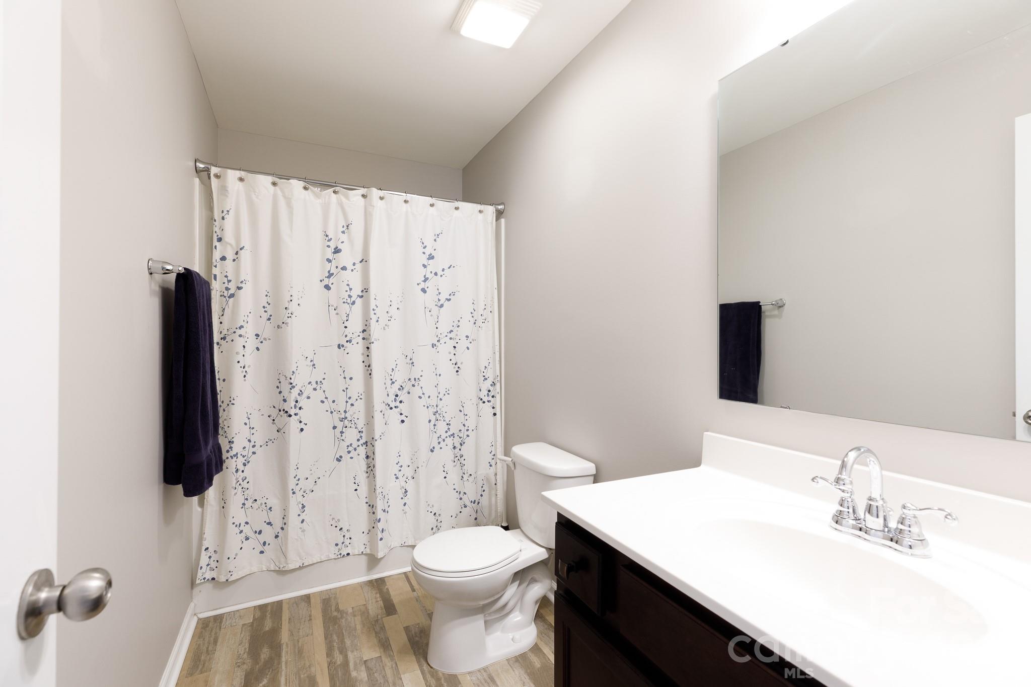 Single Family Residence at 111 Austen Lakes Drive, York, photo 20 of 44