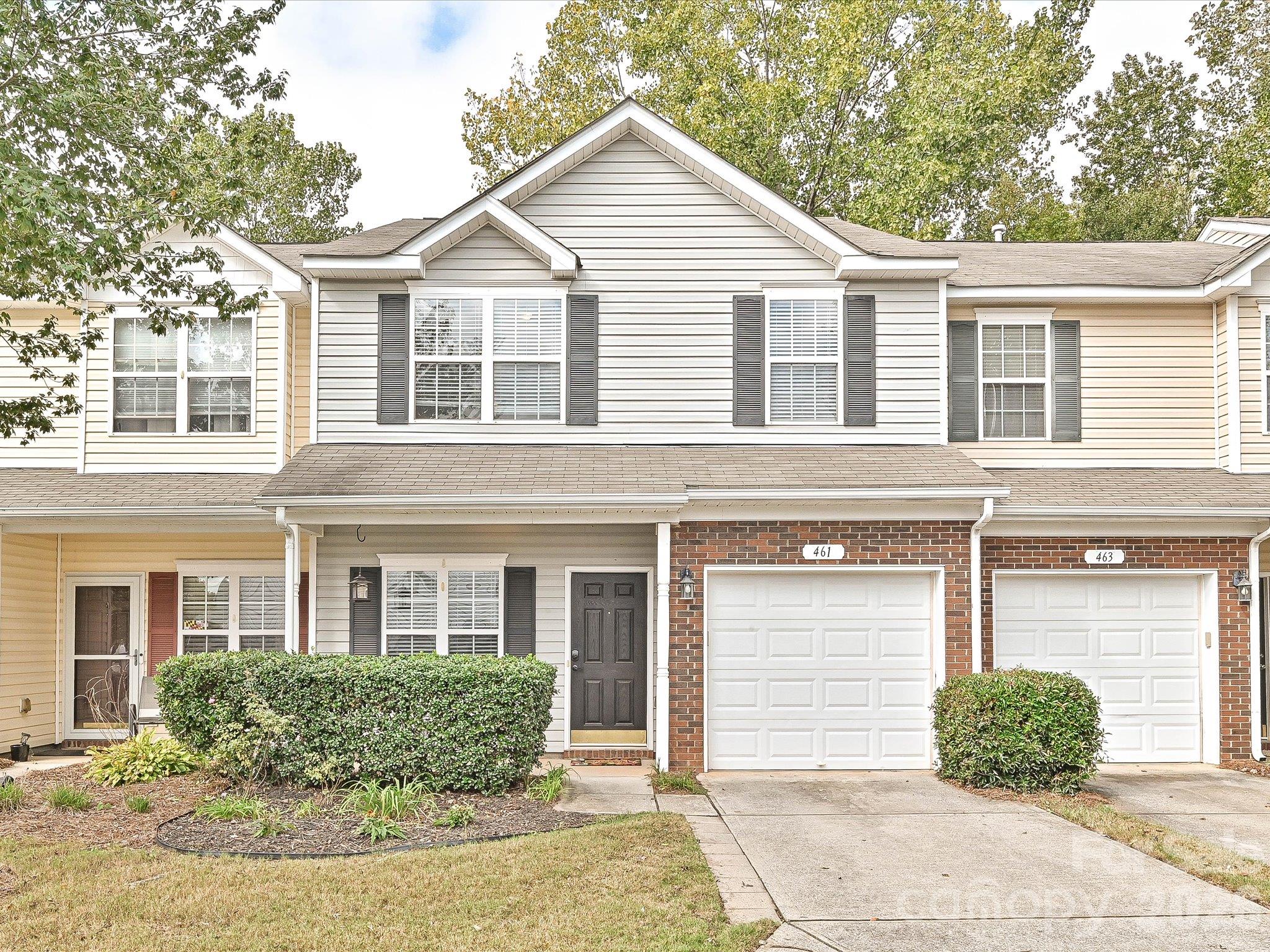 Townhouse at 461 Delta Drive, Fort Mill, photo 2 of 27