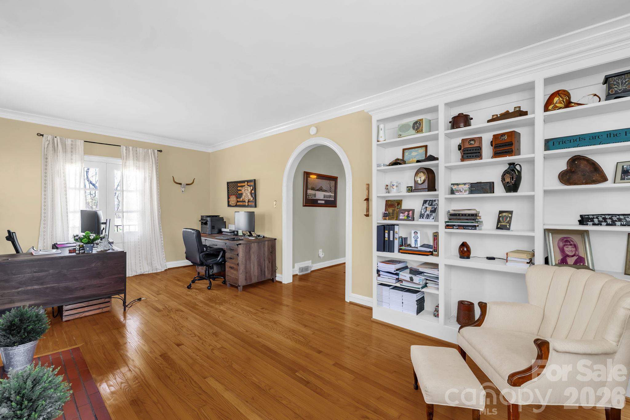 Single Family Residence at 651 Highland Drive, Eden, photo 9 of 42