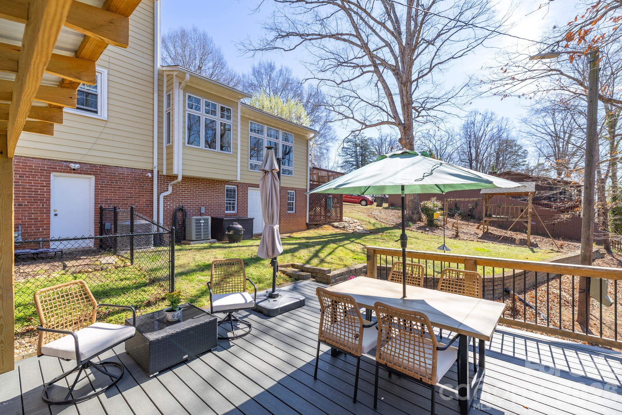 Single Family Residence at 651 Highland Drive, Eden, photo 40 of 42