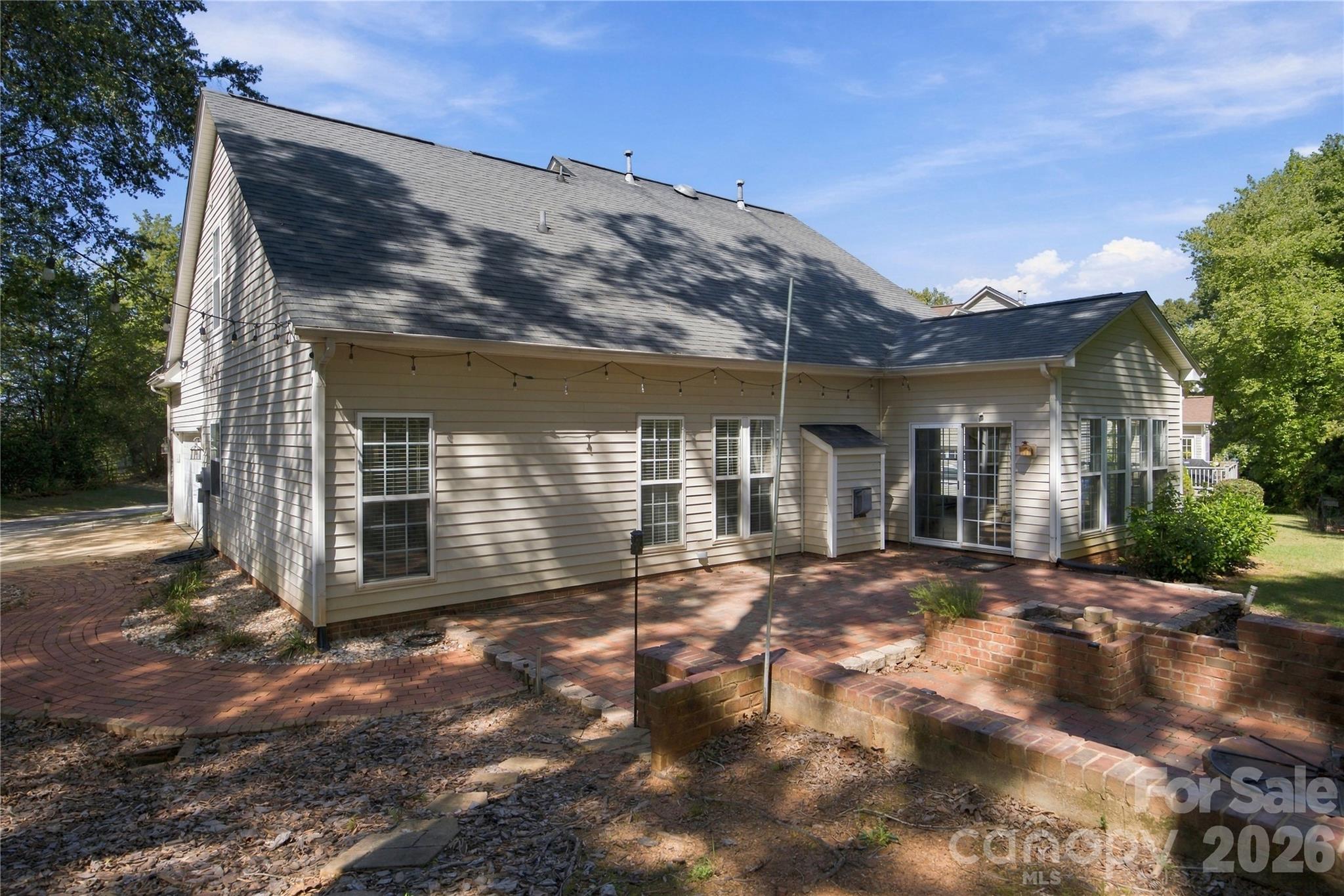 Single Family Residence at 195 Huntly Lane, Mooresville, photo 13 of 36