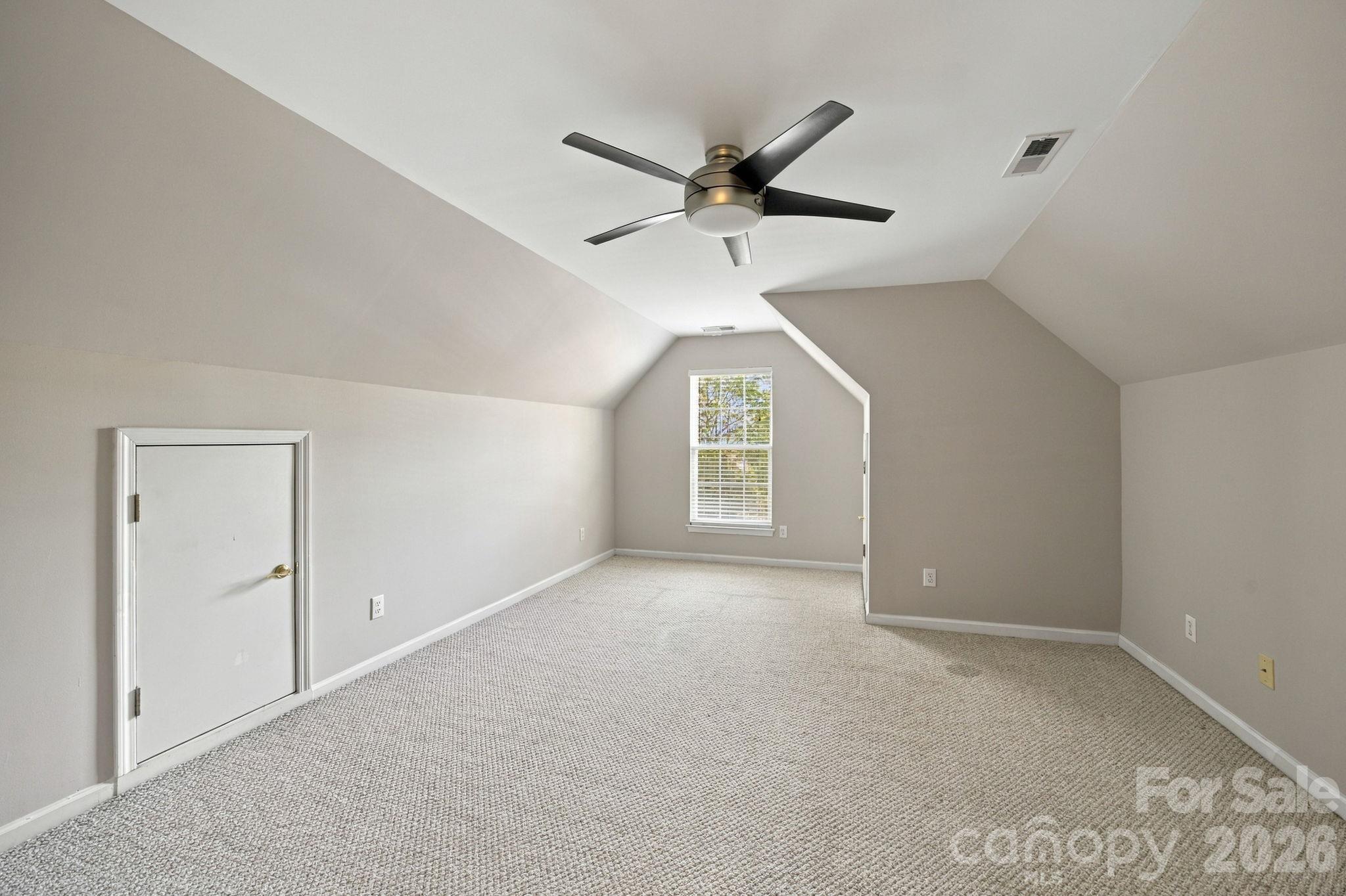 bonus room over the garage - 195 Huntly Lane, Mooresville