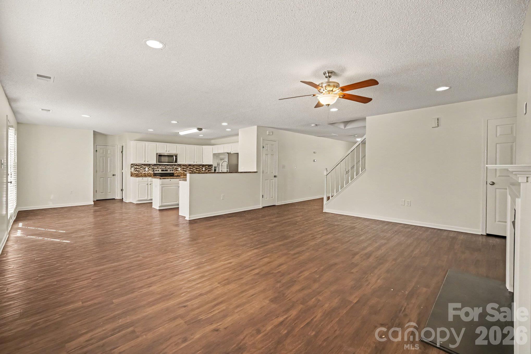 Single Family Residence at 2410 Highland Park Drive, Charlotte, photo 5 of 25