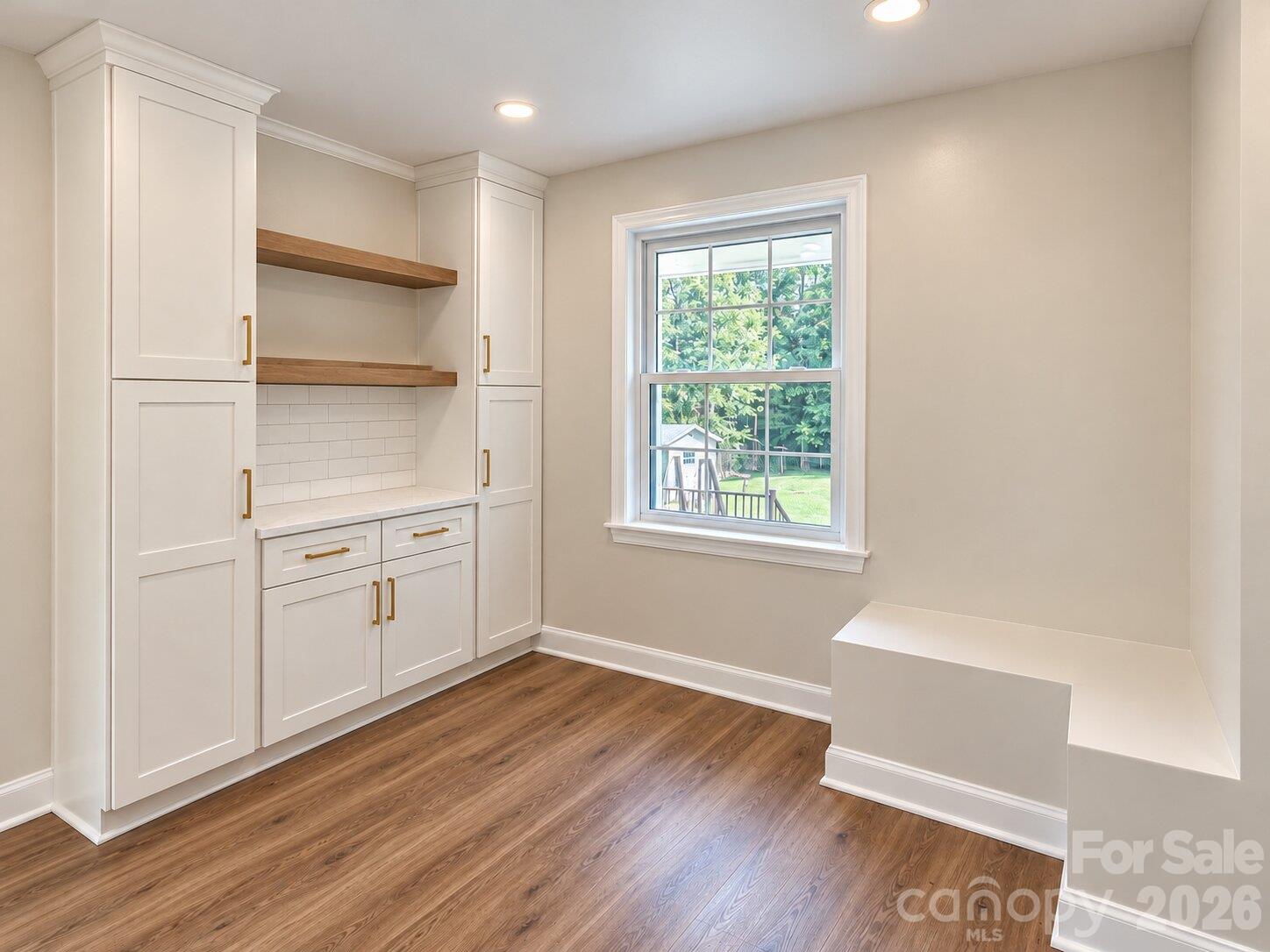 Single Family Residence at 2808 28th Street NE, Hickory, photo 11 of 51