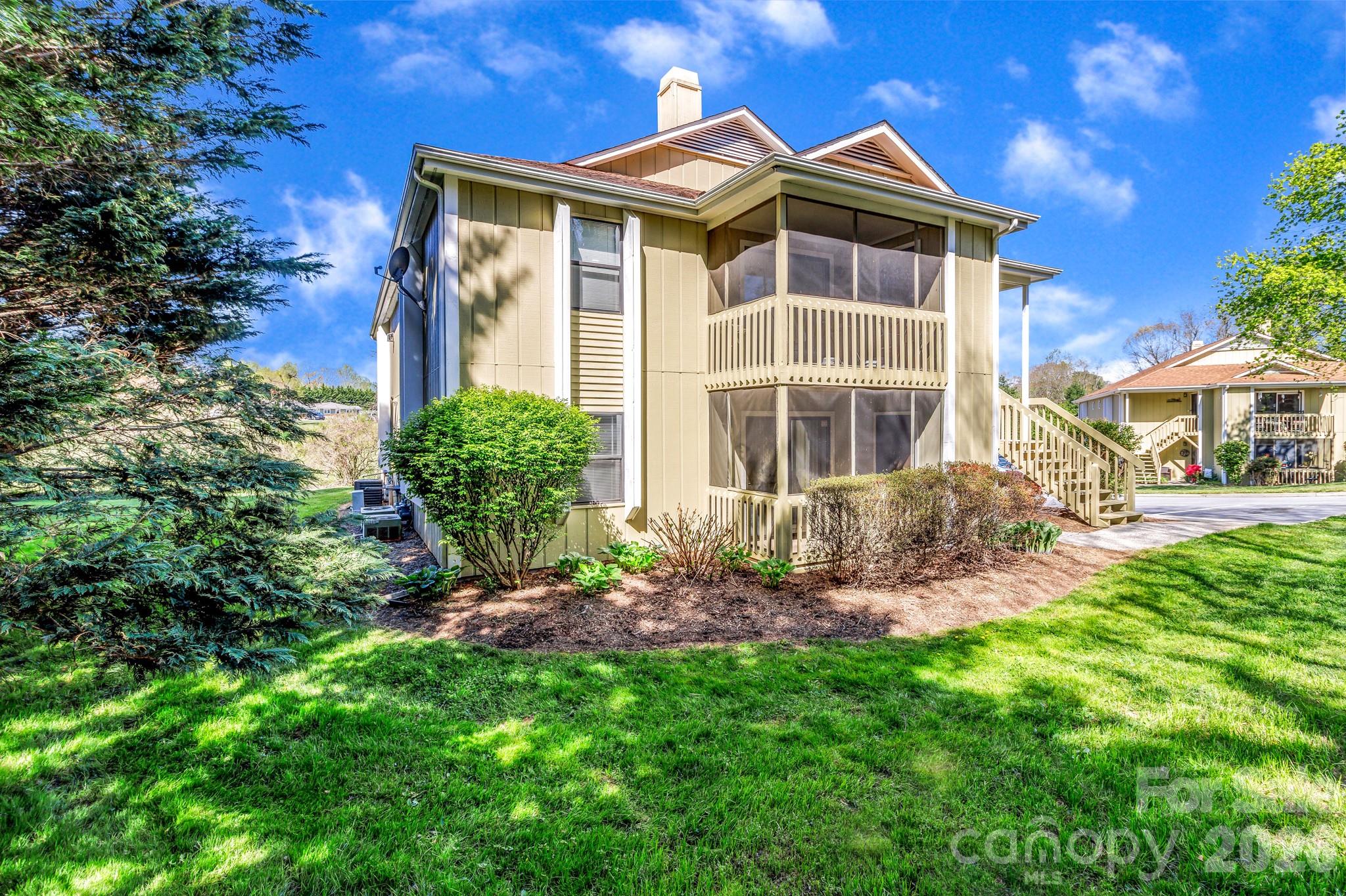 Condominium at 110 Heywood Road, Arden, photo 4 of 42