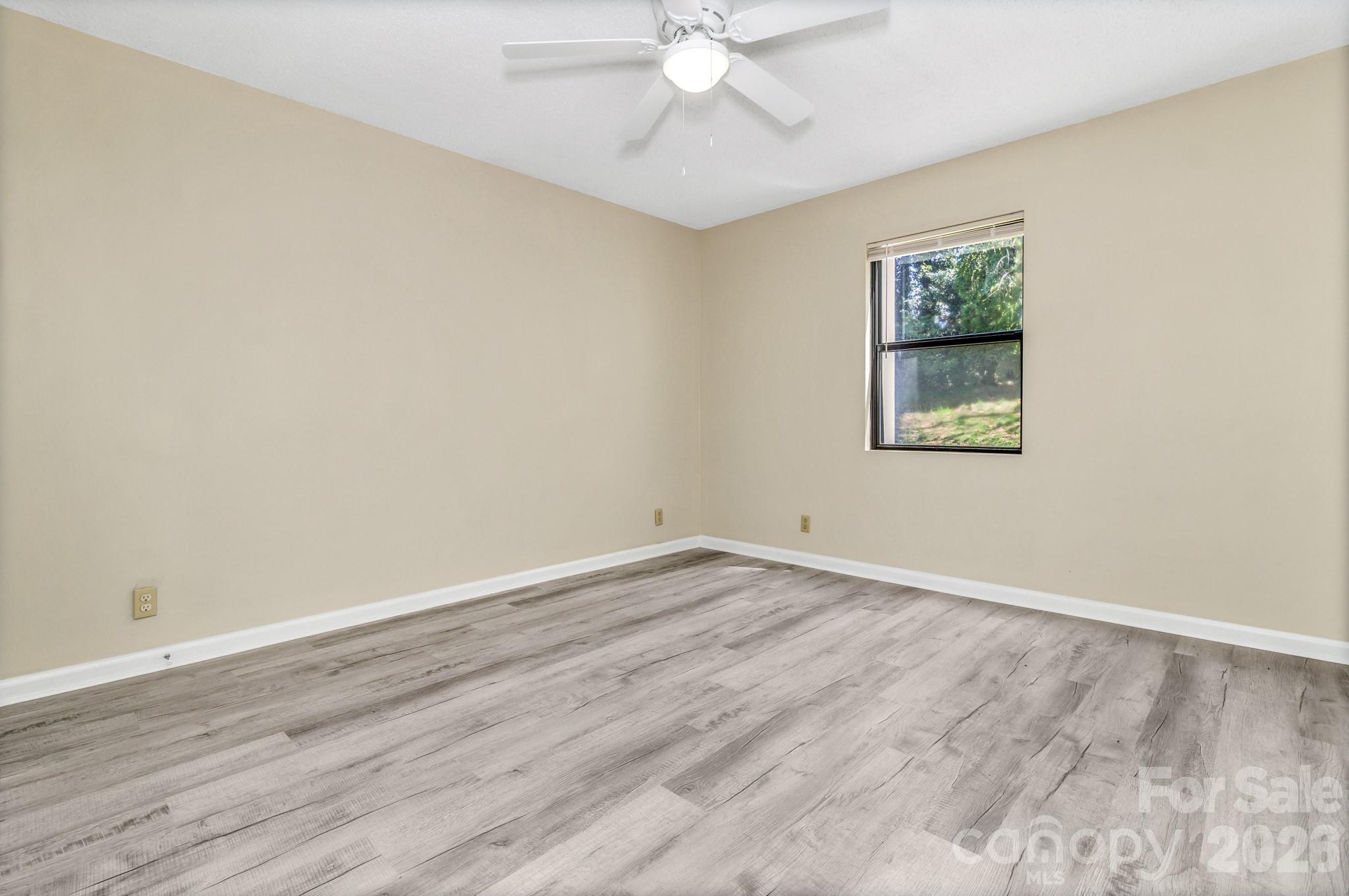 Condominium at 110 Heywood Road, Arden, photo 7 of 42