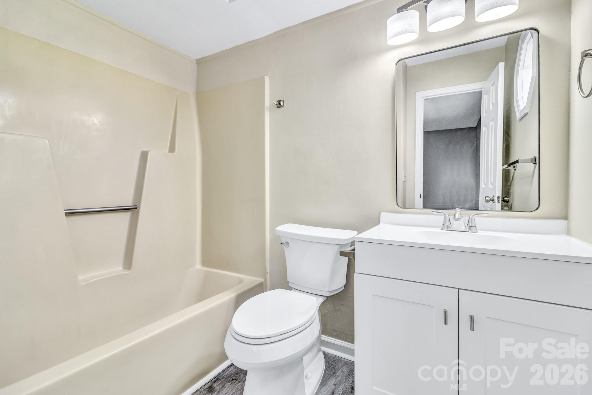 Condominium at 110 Heywood Road, Arden, photo 26 of 42