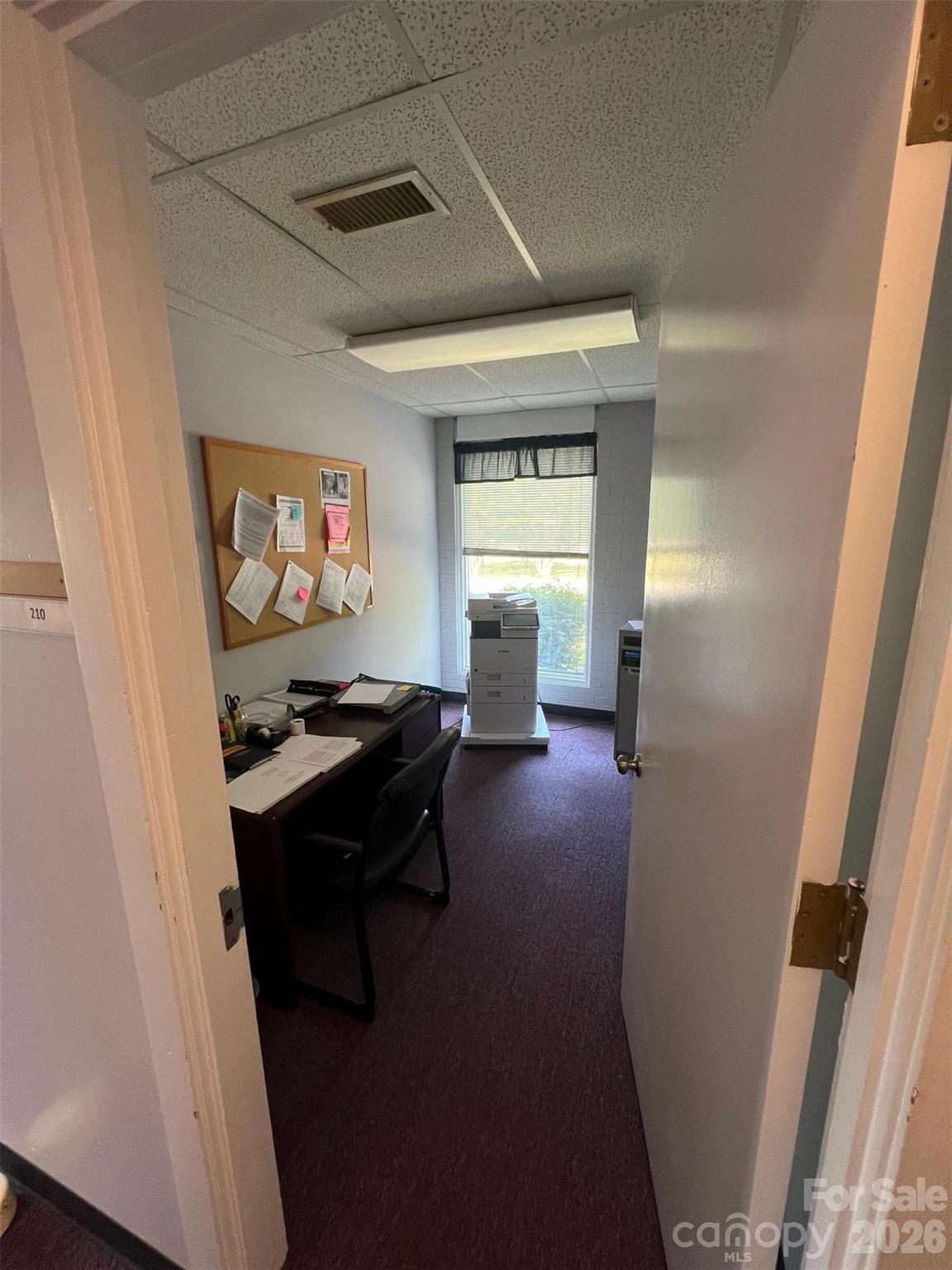Medical at 320 E Lee Avenue, Yadkinville, photo 16 of 42