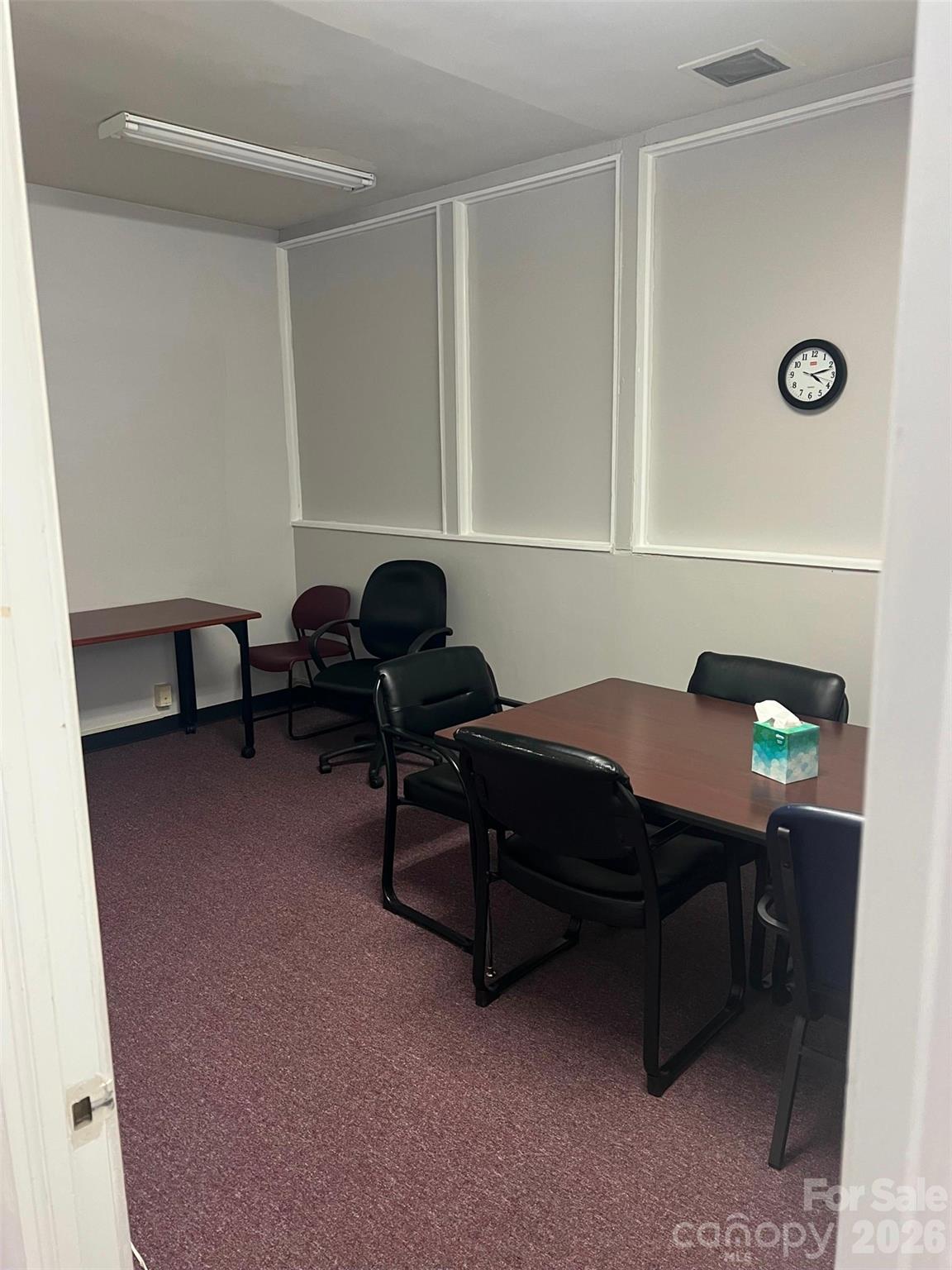 Medical at 320 E Lee Avenue, Yadkinville, photo 17 of 42