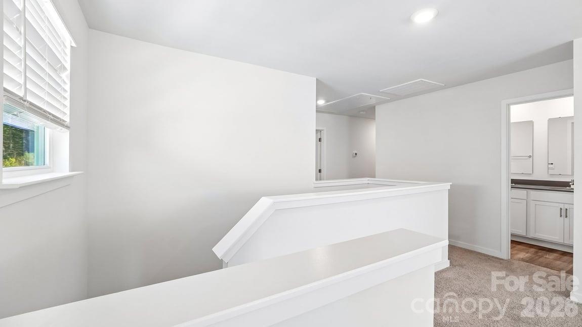 Single Family Residence at 552 Dazzle Loop, Newton, photo 38 of 64