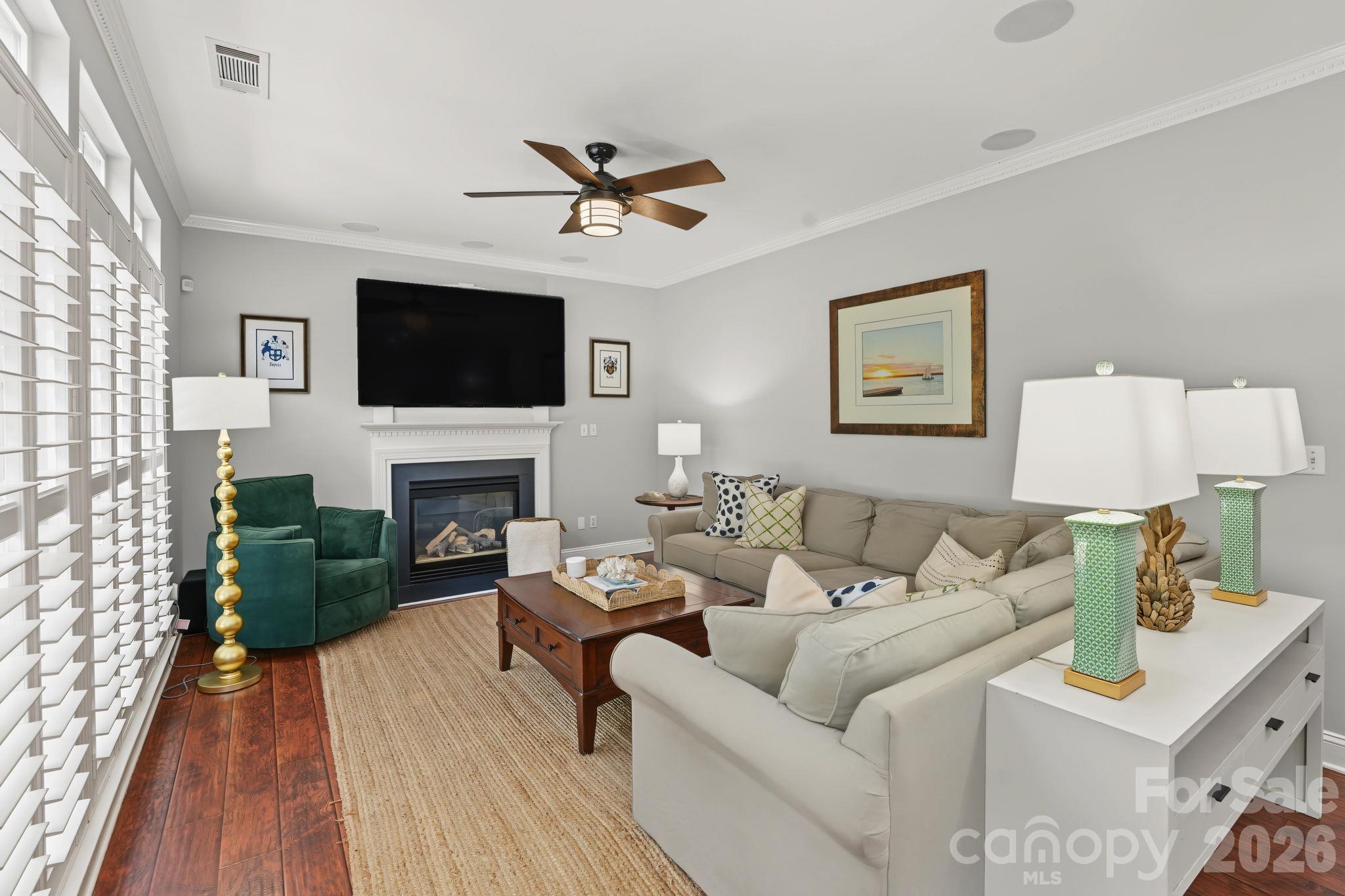 Single Family Residence at 12605 Kemerton Lane, Huntersville, photo 20 of 47