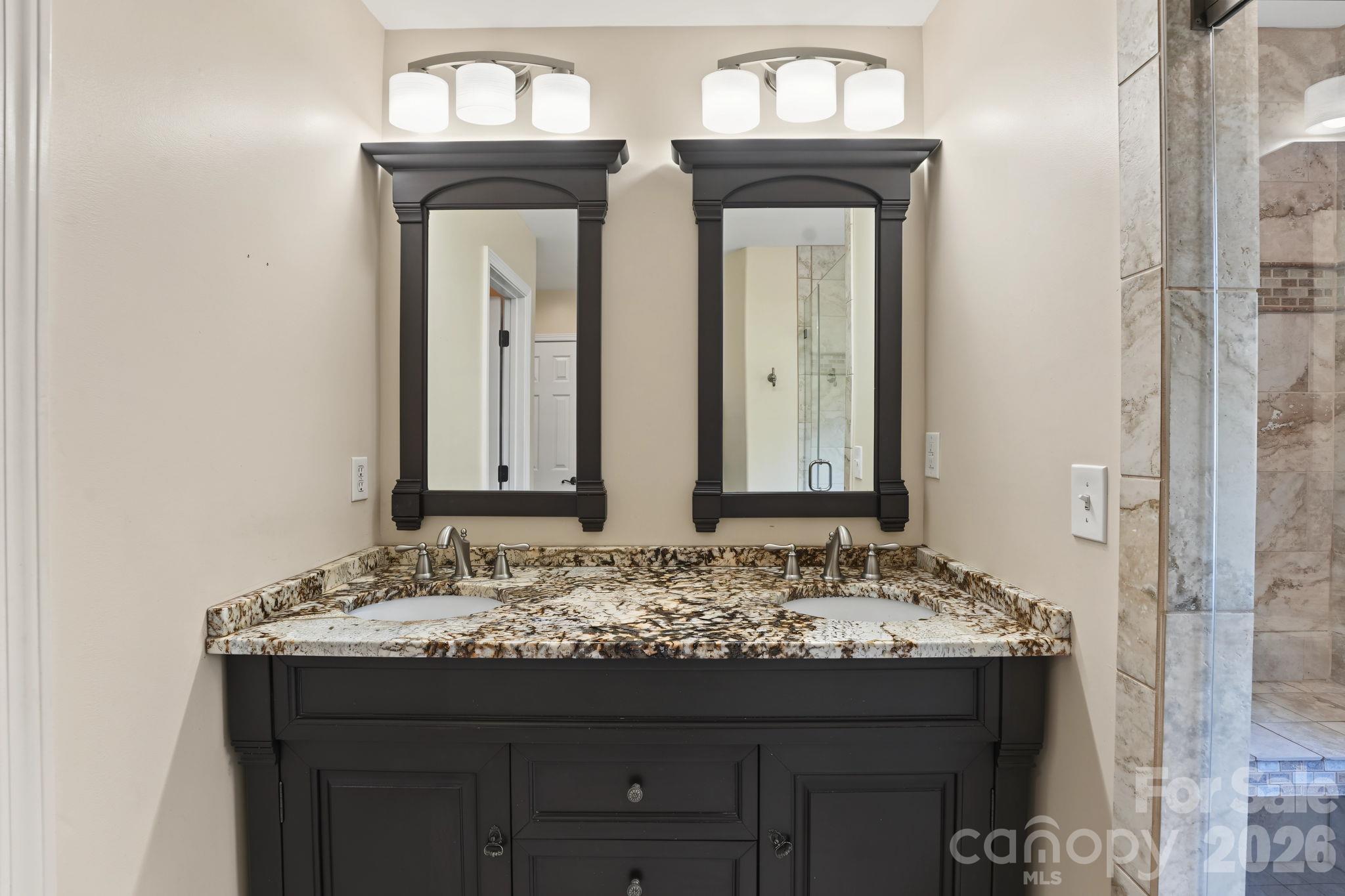 Single Family Residence at 12605 Kemerton Lane, Huntersville, photo 28 of 47