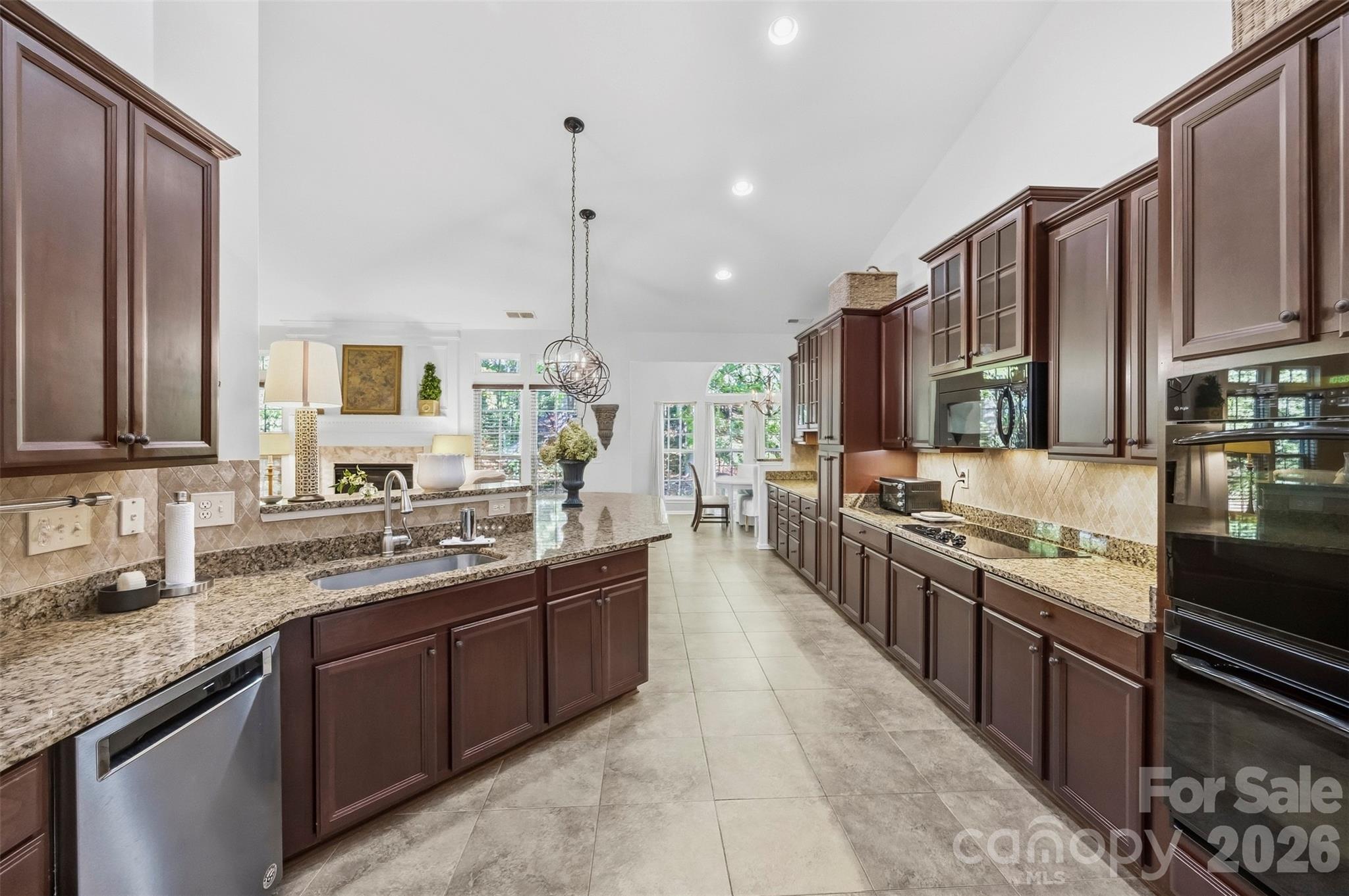 Single Family Residence at 205 Woodward Ridge Drive, Mount Holly, photo 13 of 41