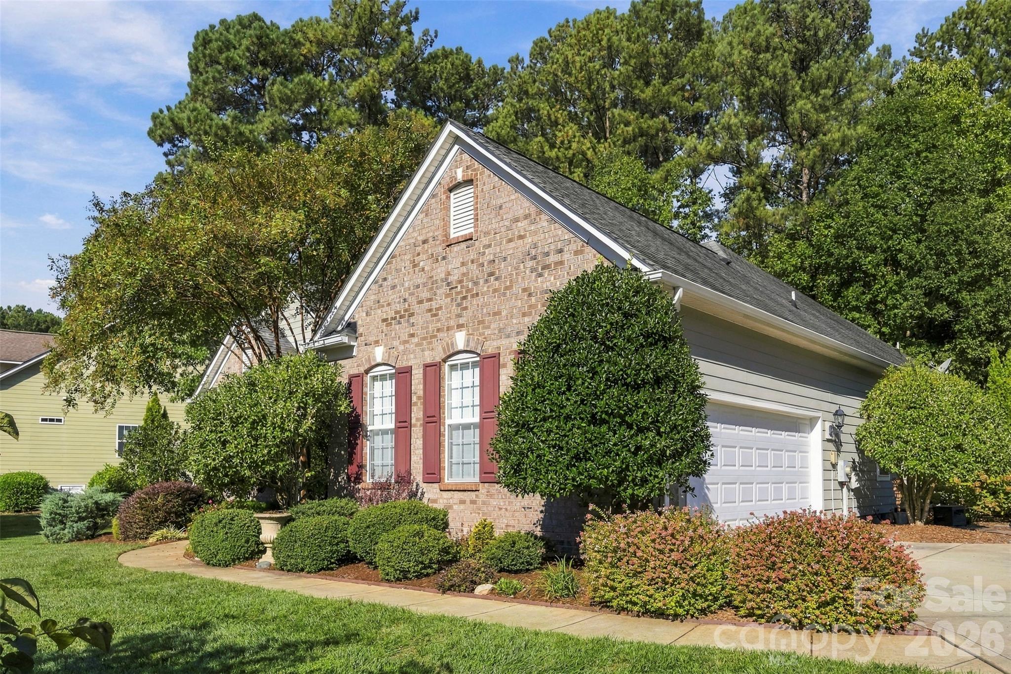 Single Family Residence at 205 Woodward Ridge Drive, Mount Holly, photo 31 of 41