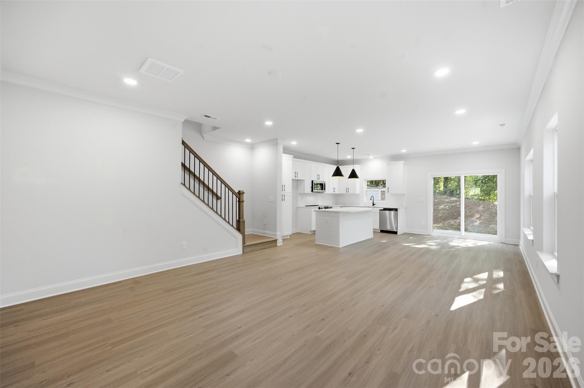 Townhouse at 605 Coulwood Drive, Charlotte, photo 8 of 48