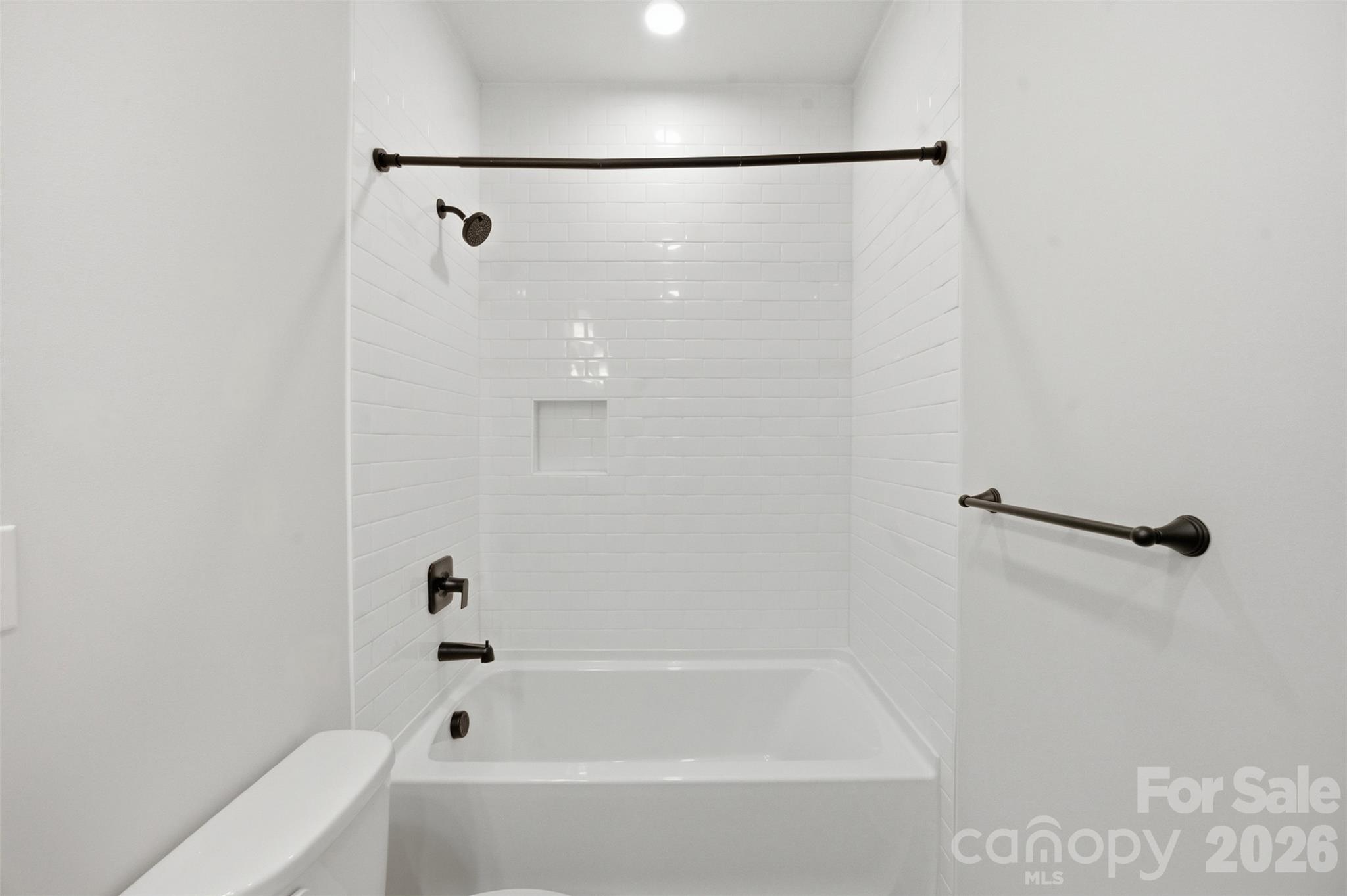 Townhouse at 605 Coulwood Drive, Charlotte, photo 26 of 48