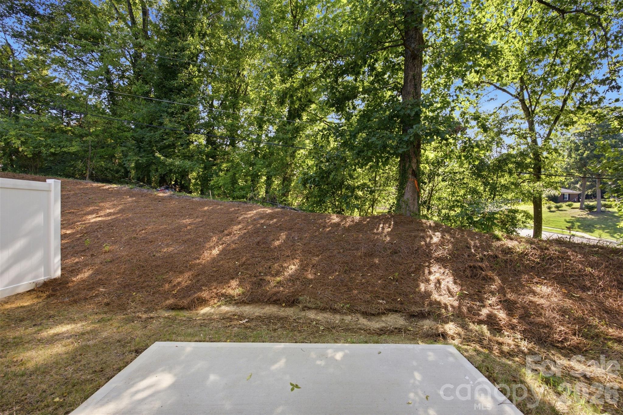 Townhouse at 605 Coulwood Drive, Charlotte, photo 33 of 48