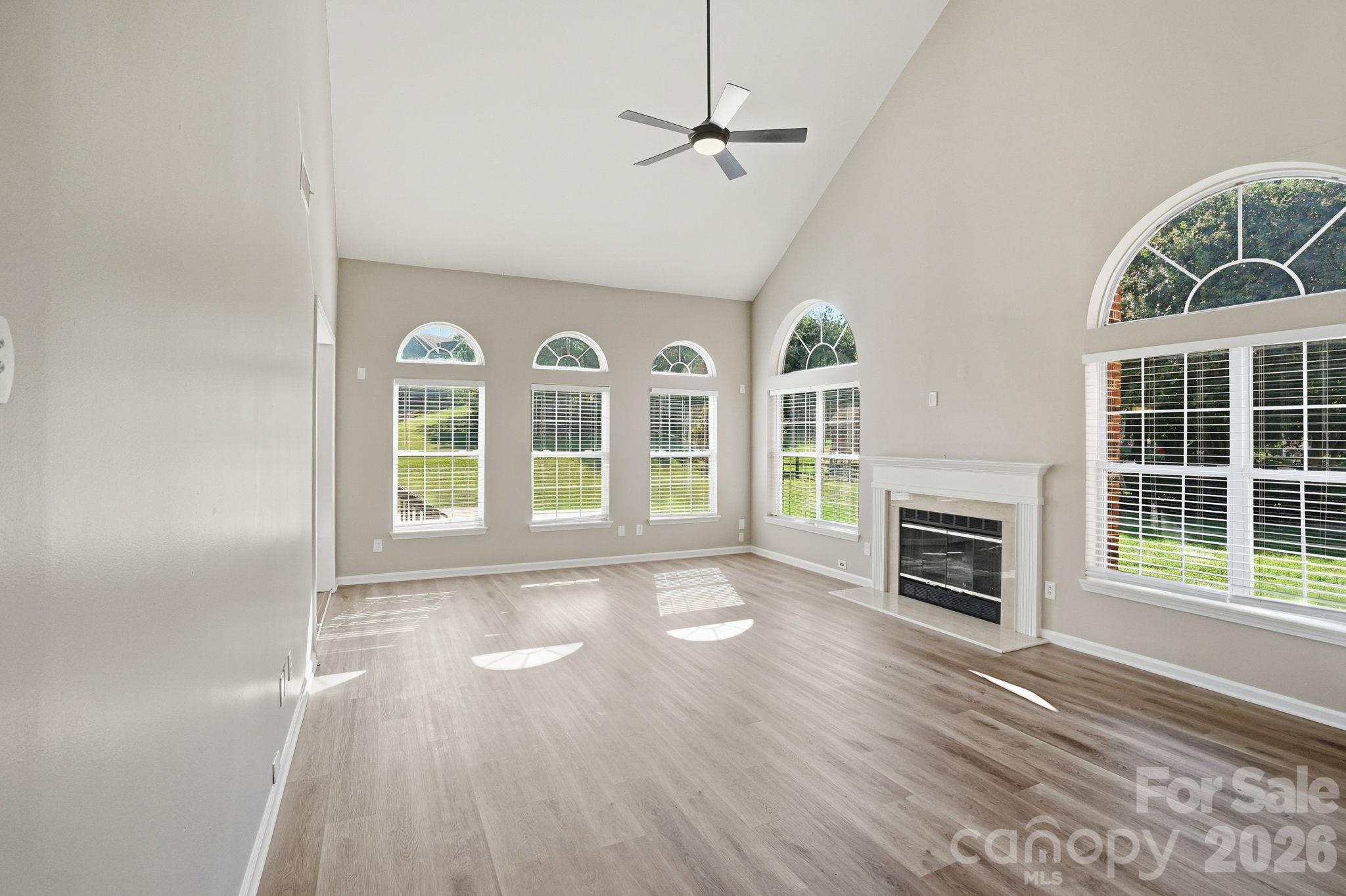 Single Family Residence at 166 Castles Gate Drive, Mooresville, photo 11 of 47