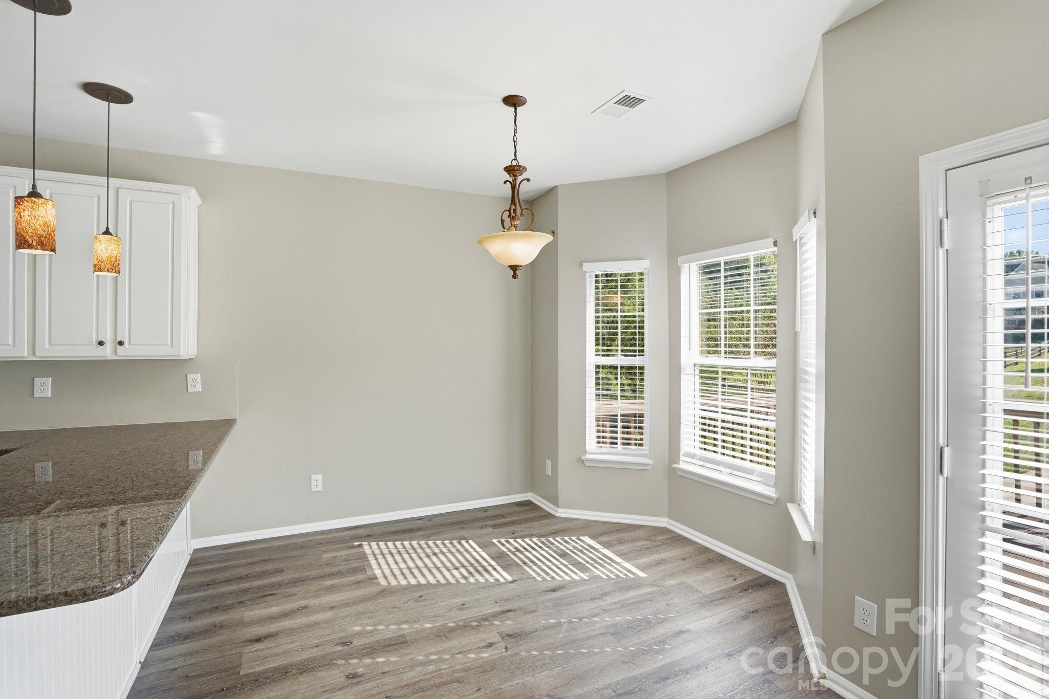Single Family Residence at 166 Castles Gate Drive, Mooresville, photo 18 of 47