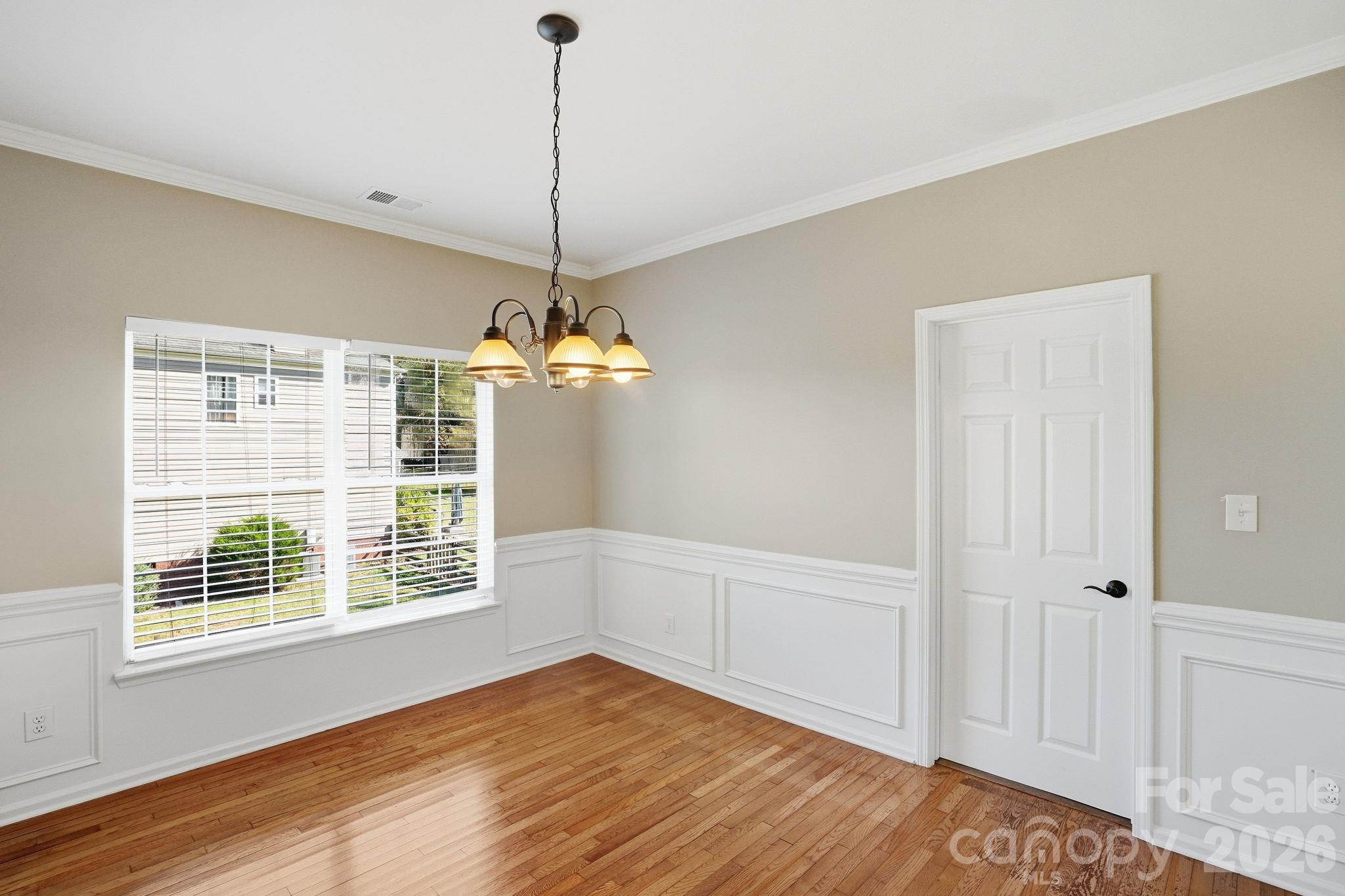 Single Family Residence at 166 Castles Gate Drive, Mooresville, photo 20 of 47