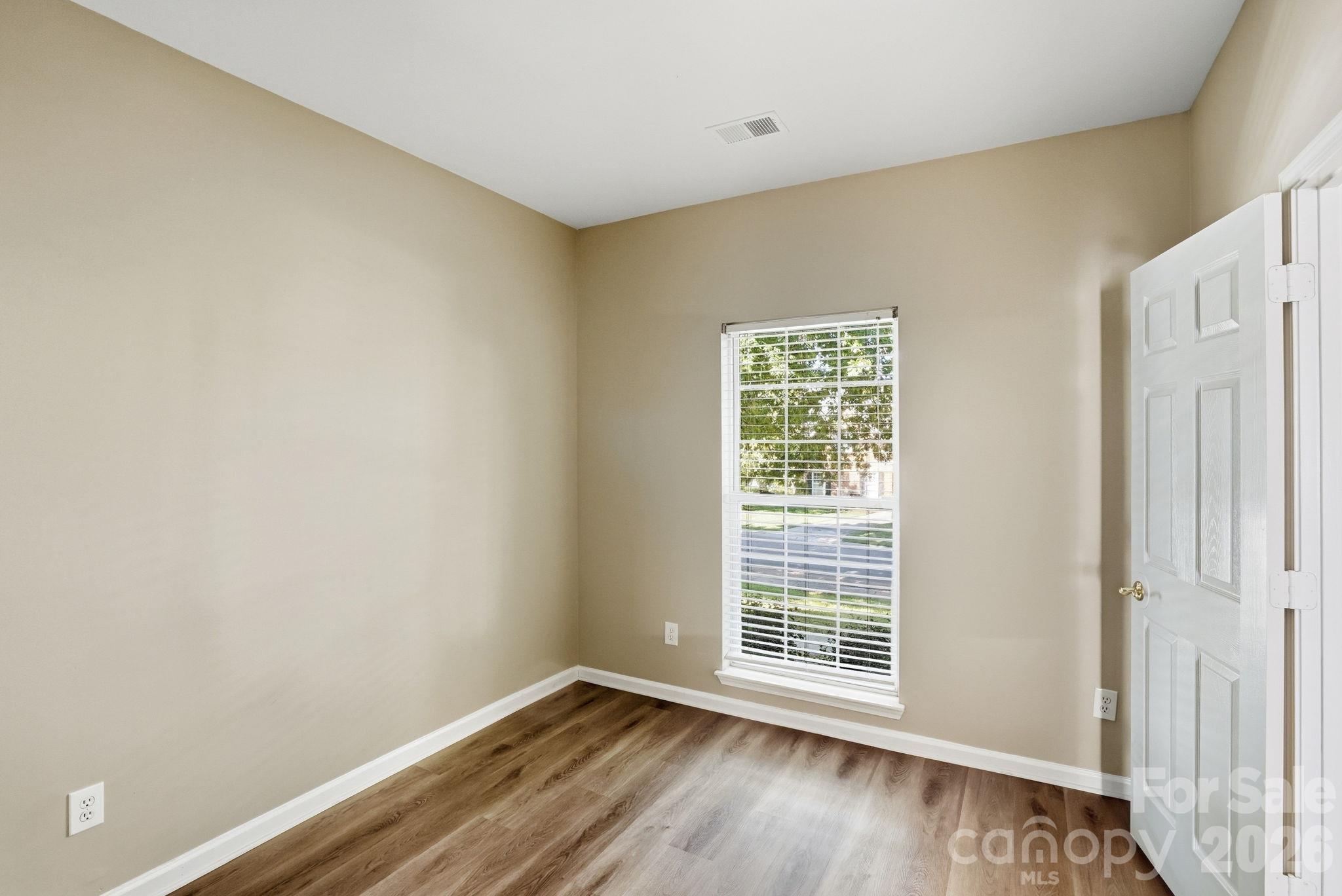 Single Family Residence at 166 Castles Gate Drive, Mooresville, photo 35 of 47