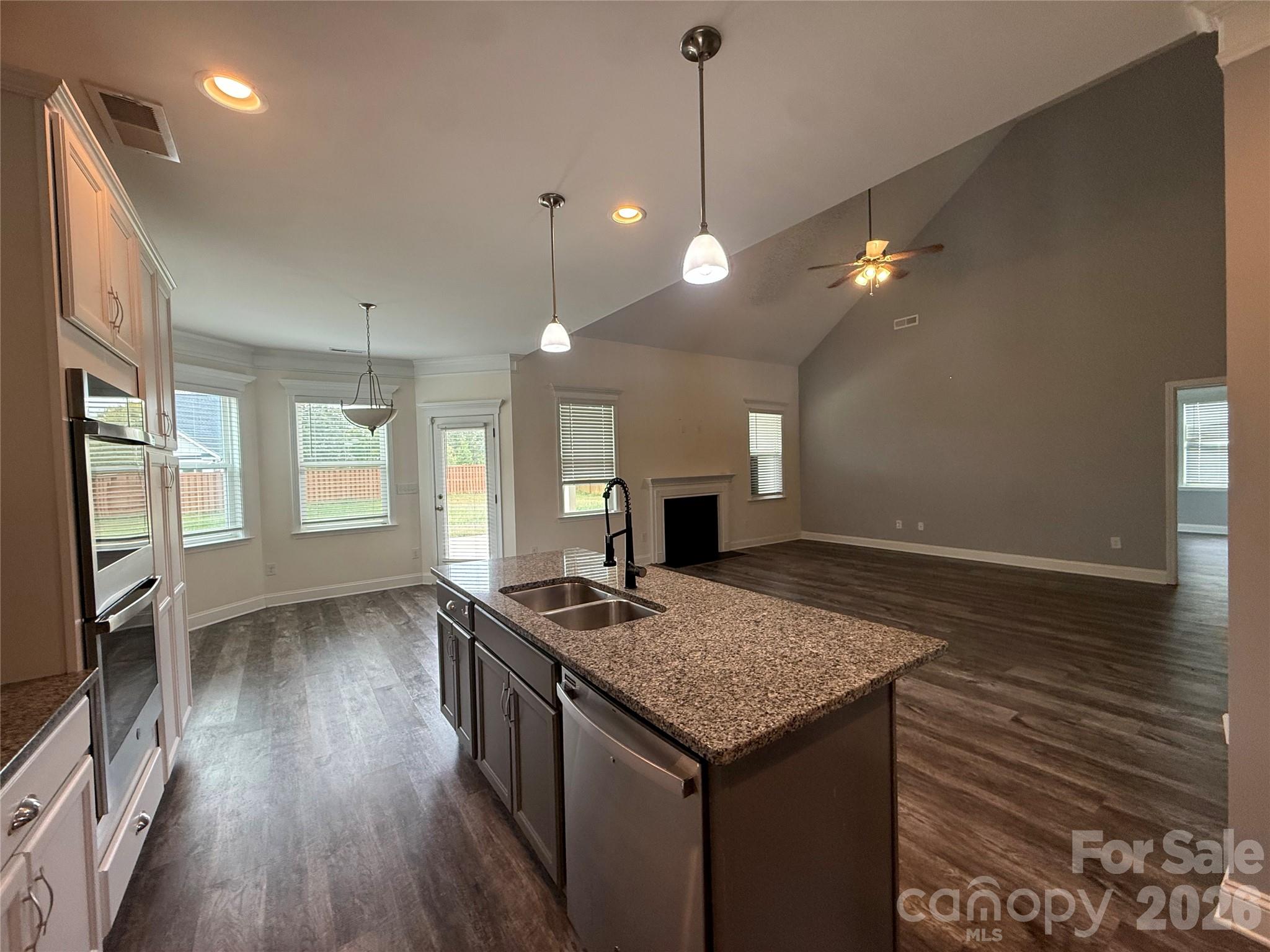 Single Family Residence at 955 Robinson Road, Gastonia, photo 29 of 45