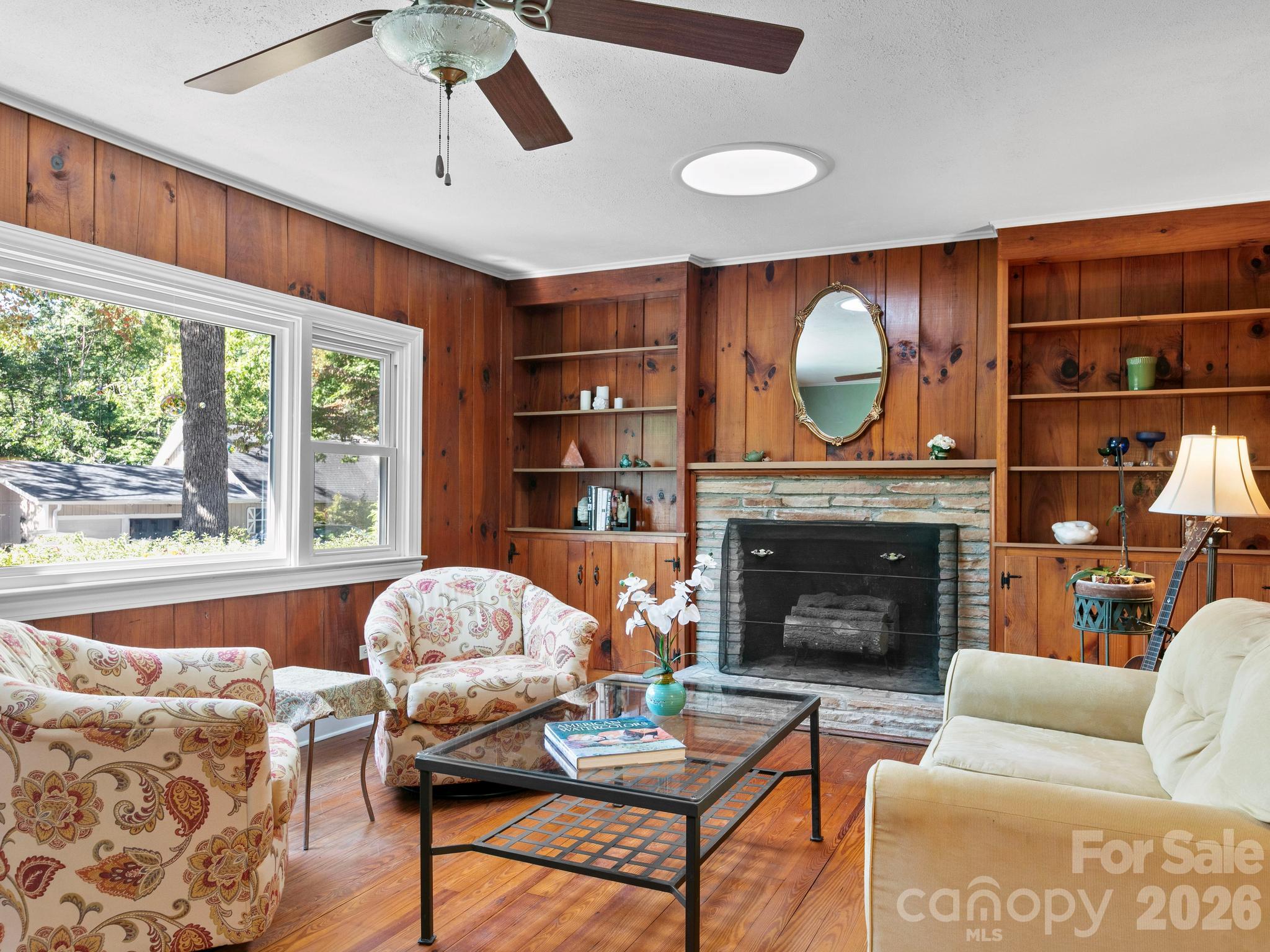 striking fireplace - 119 Briarwood Lane, Hendersonville