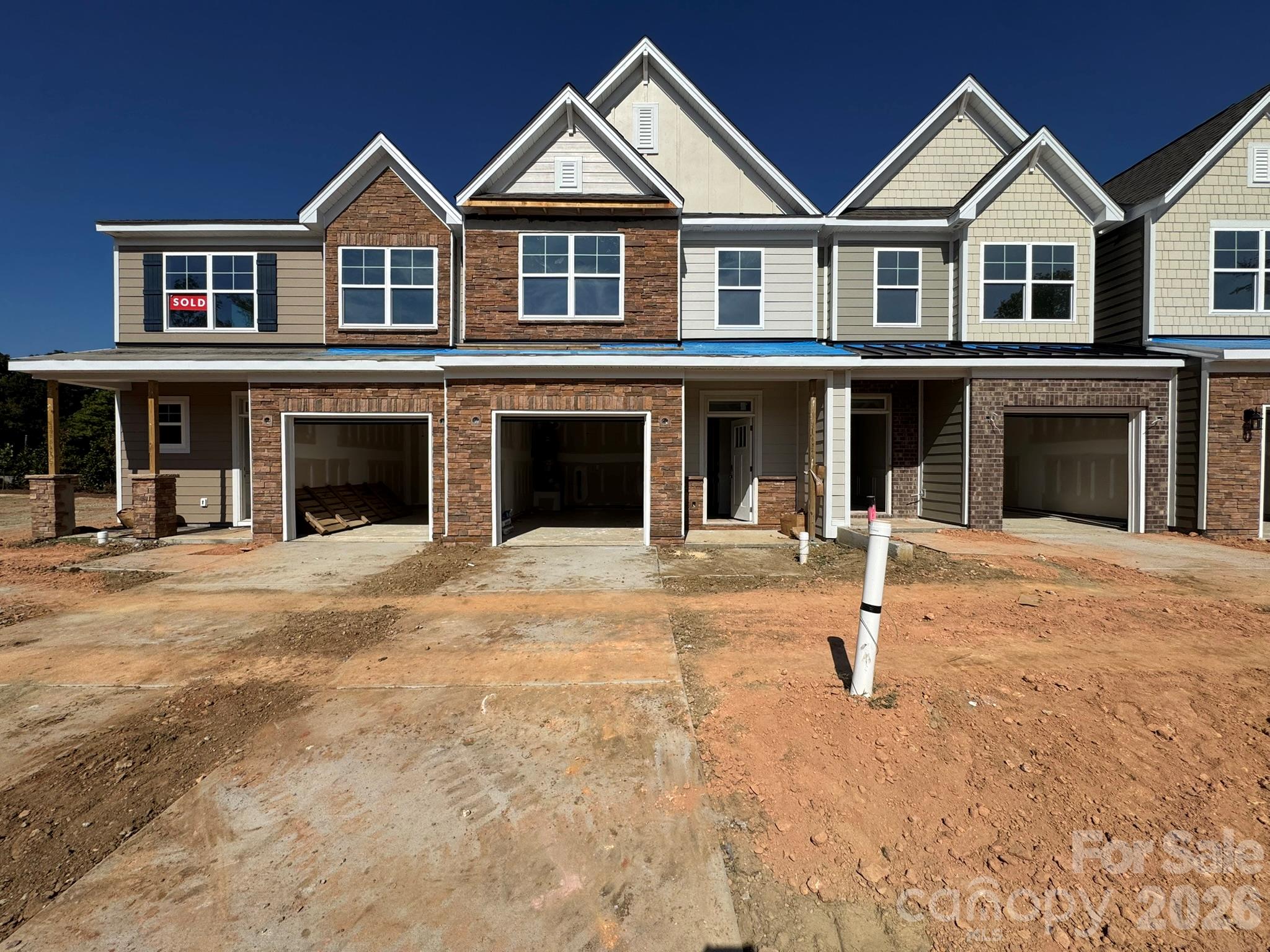 4332 Black Court