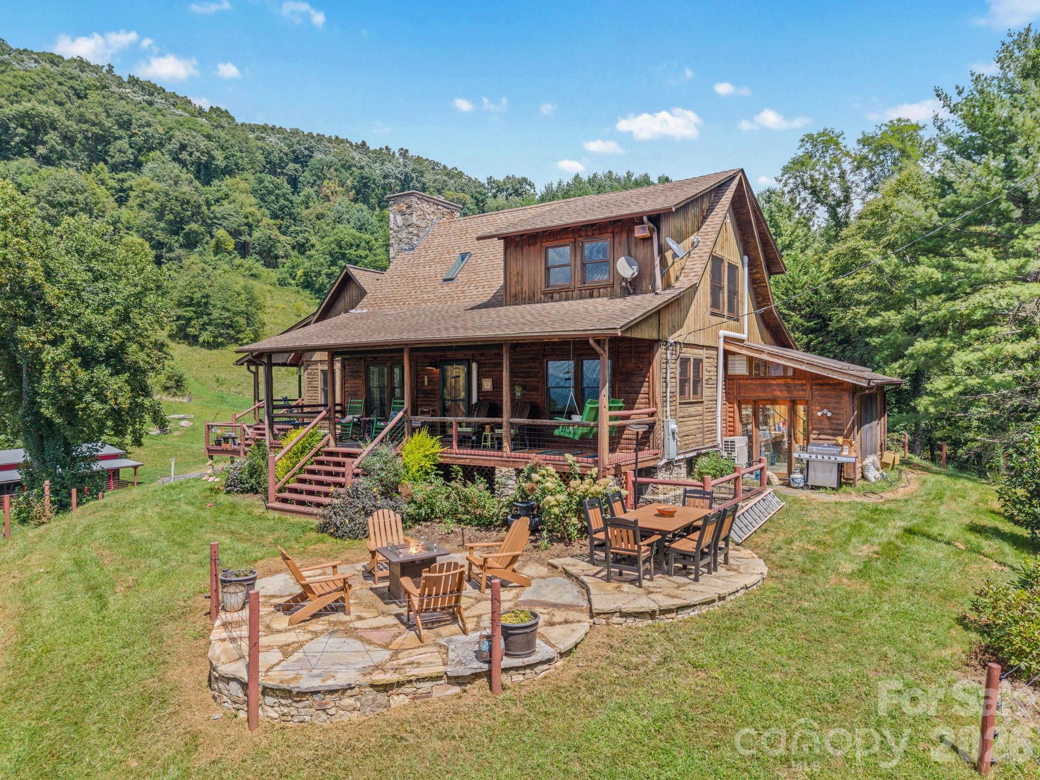 Single Family Residence at 3570 Crabtree Mountain Road, Clyde, photo 10 of 48