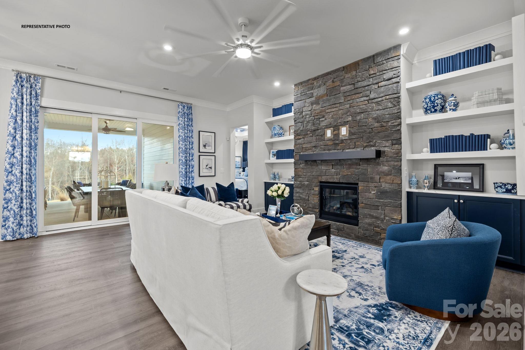 Single Family Residence at 1424 Twin Leaf Road, Fort Mill, photo 10 of 27