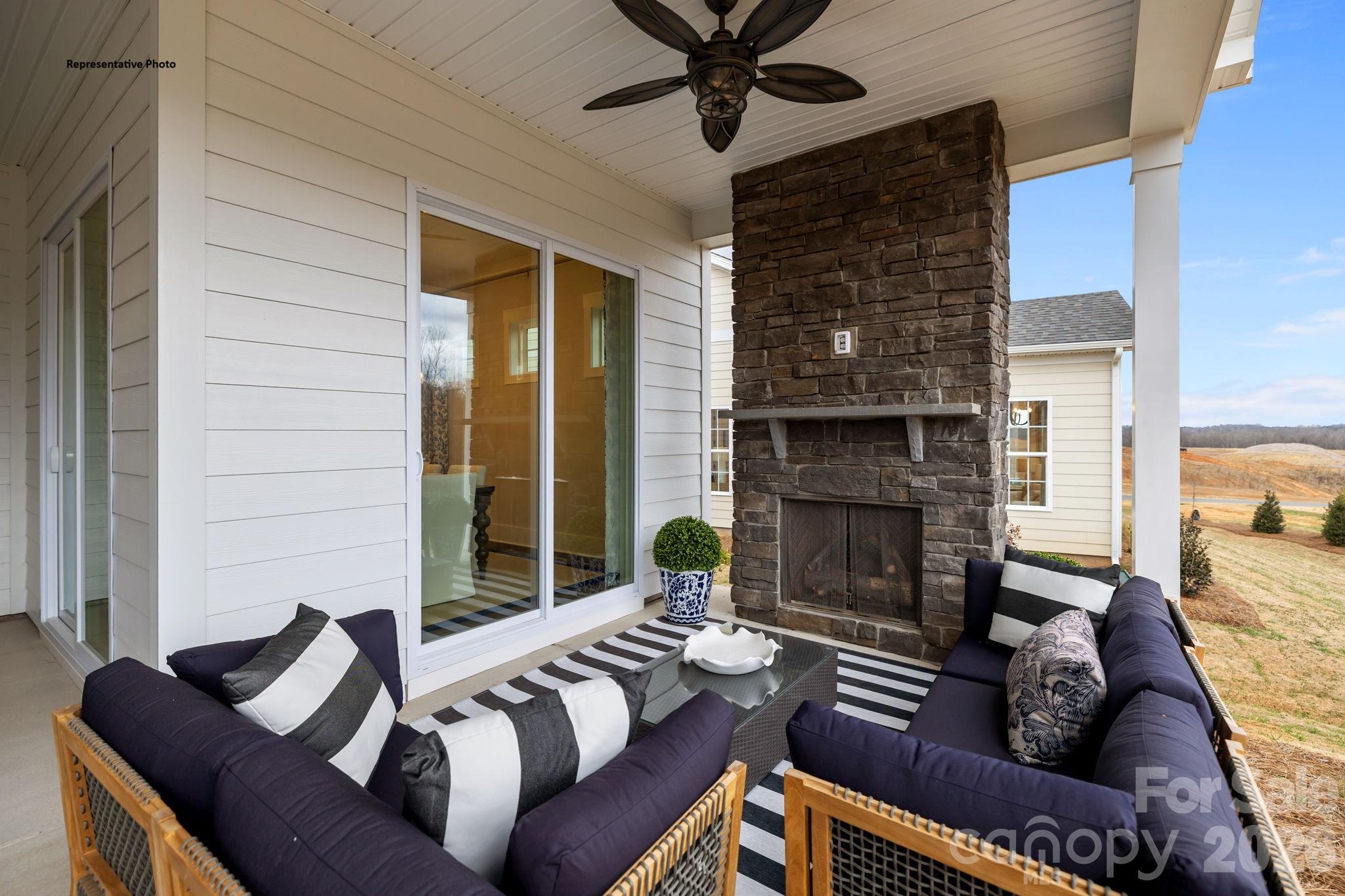 Single Family Residence at 1424 Twin Leaf Road, Fort Mill, photo 25 of 27