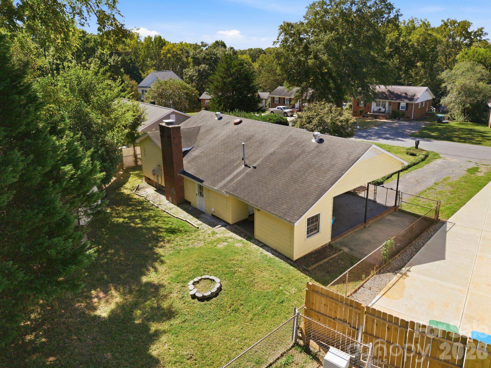 Single Family Residence at 232 Eden Circle, Pineville, photo 7 of 34