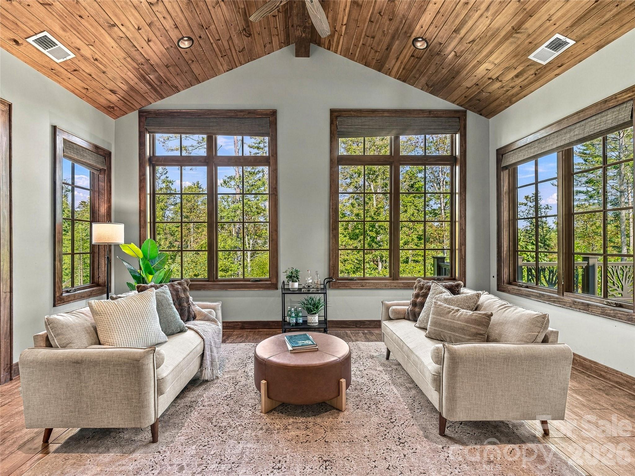 Single Family Residence at 50 Hallett Court, Asheville, photo 11 of 48