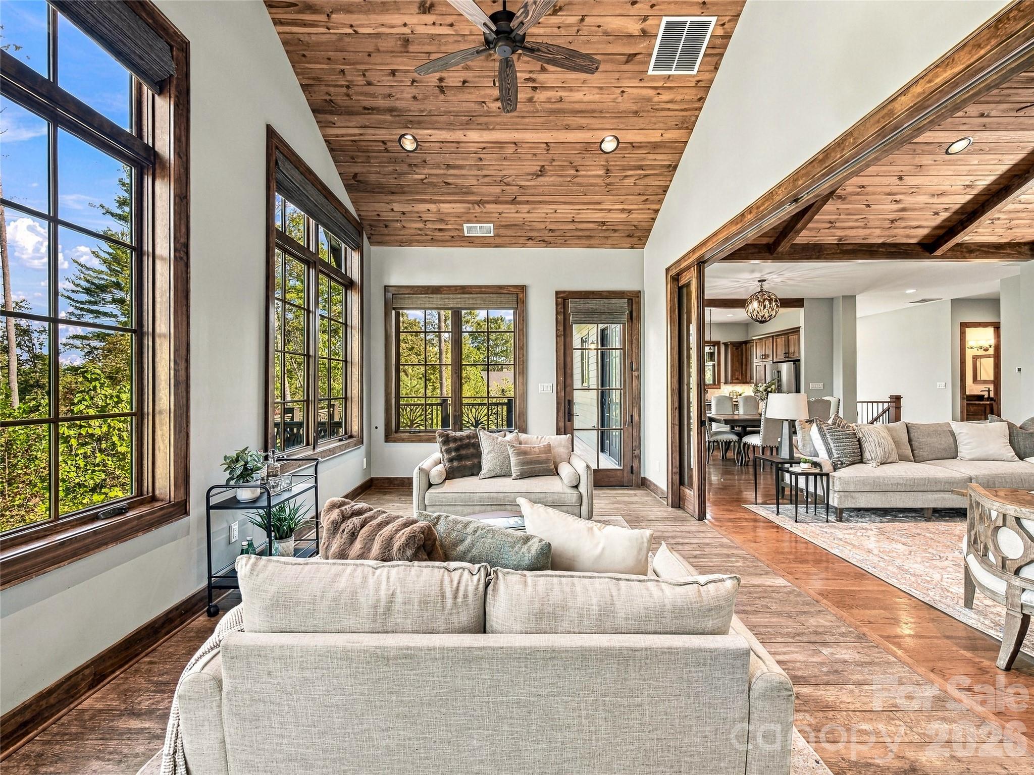 Single Family Residence at 50 Hallett Court, Asheville, photo 12 of 48