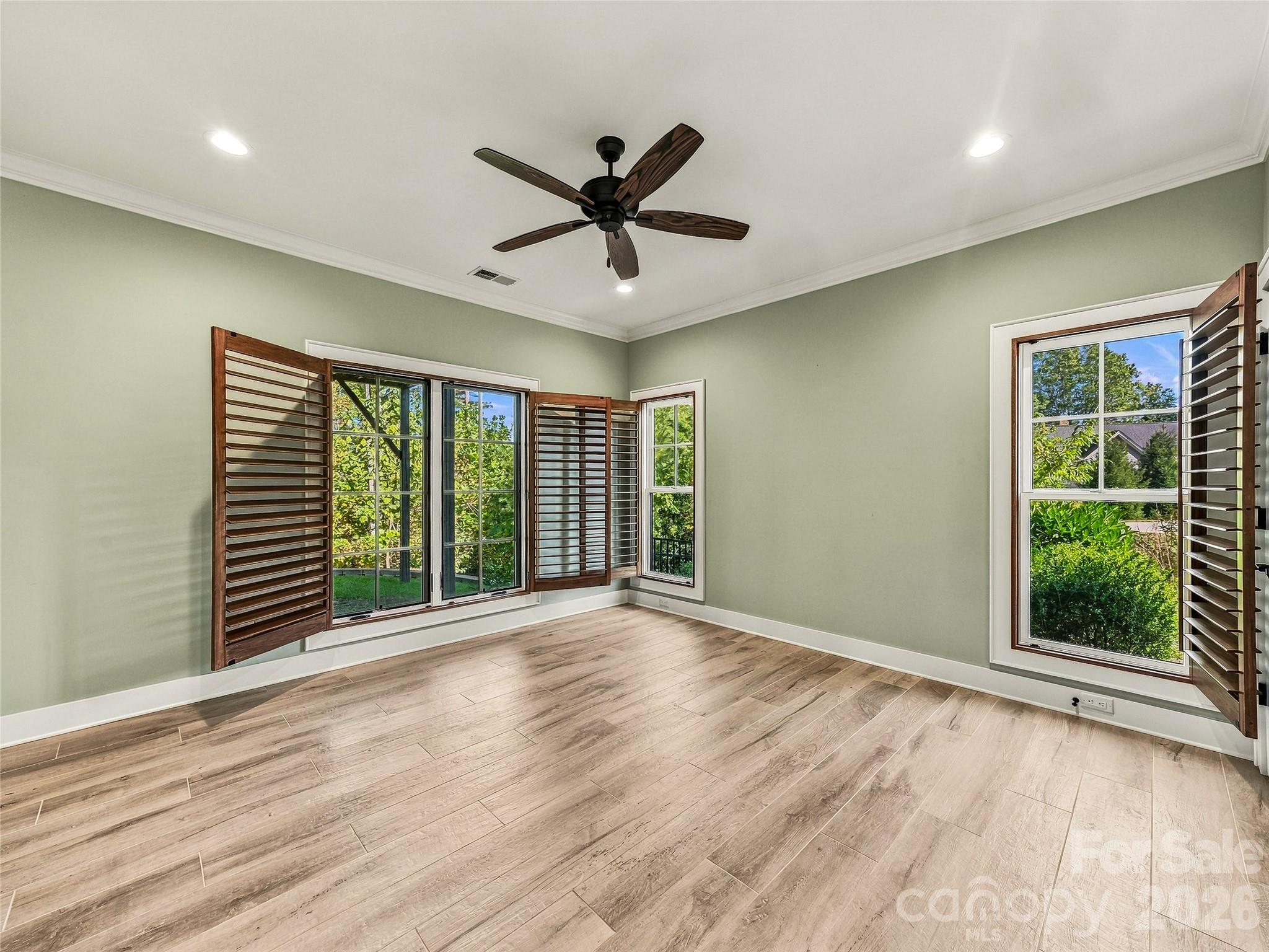 Single Family Residence at 50 Hallett Court, Asheville, photo 36 of 48
