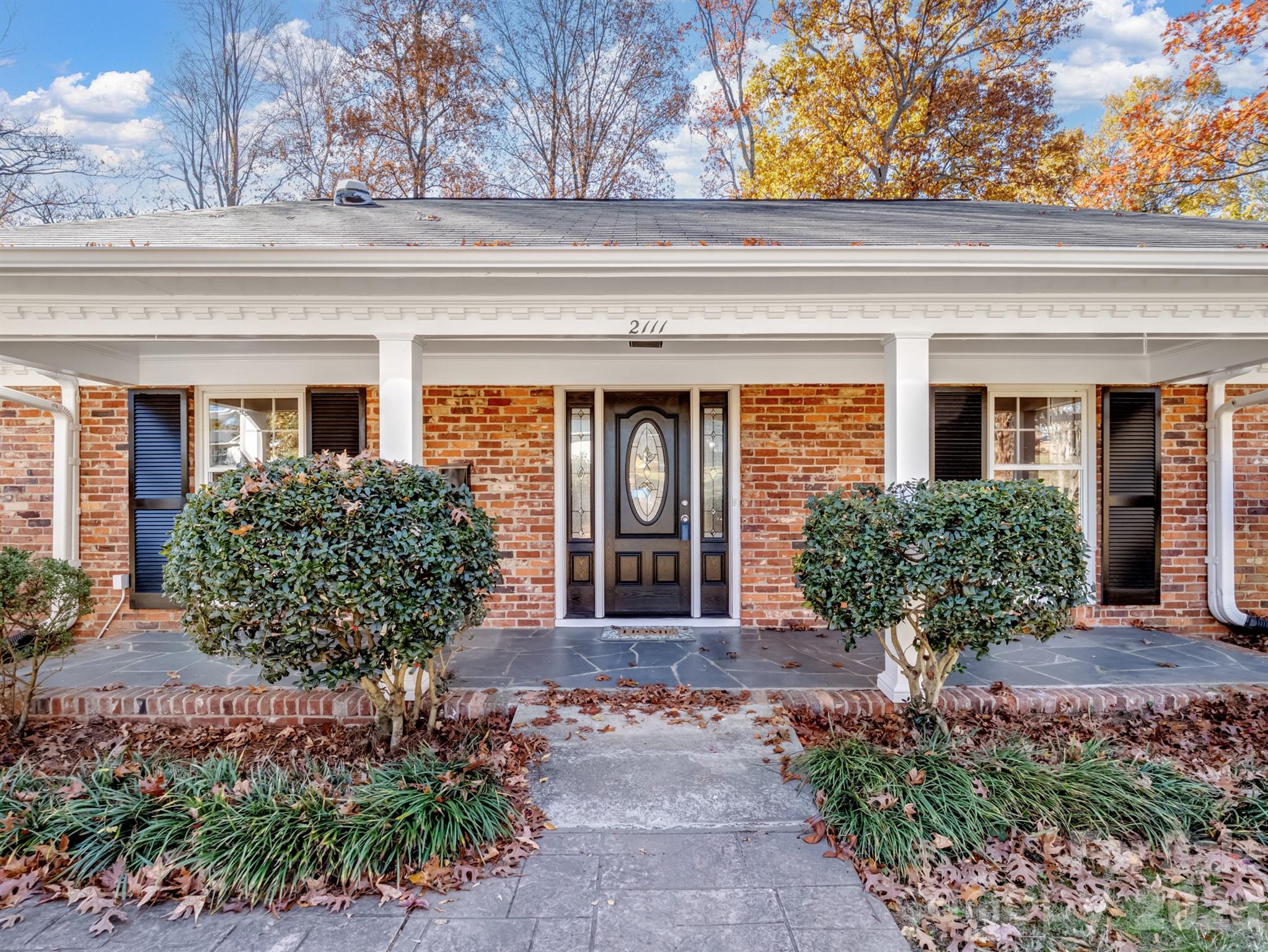 Single Family Residence at 2111 Sagamore Road, Charlotte, photo 2 of 46