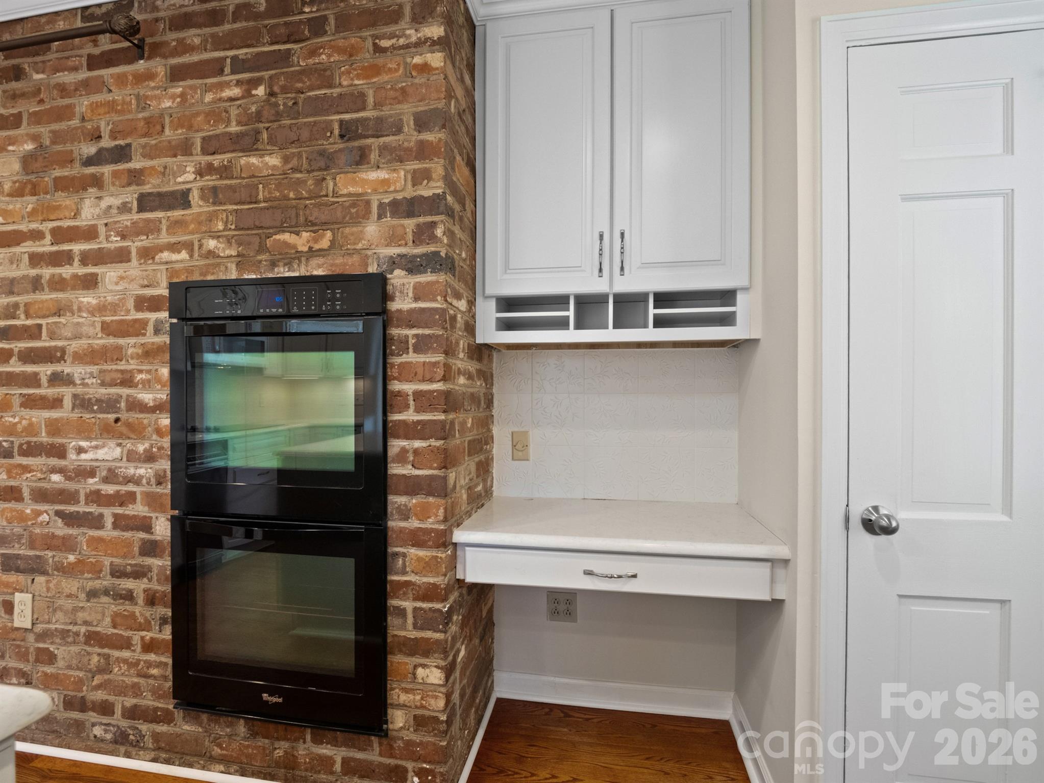 Single Family Residence at 2111 Sagamore Road, Charlotte, photo 12 of 46