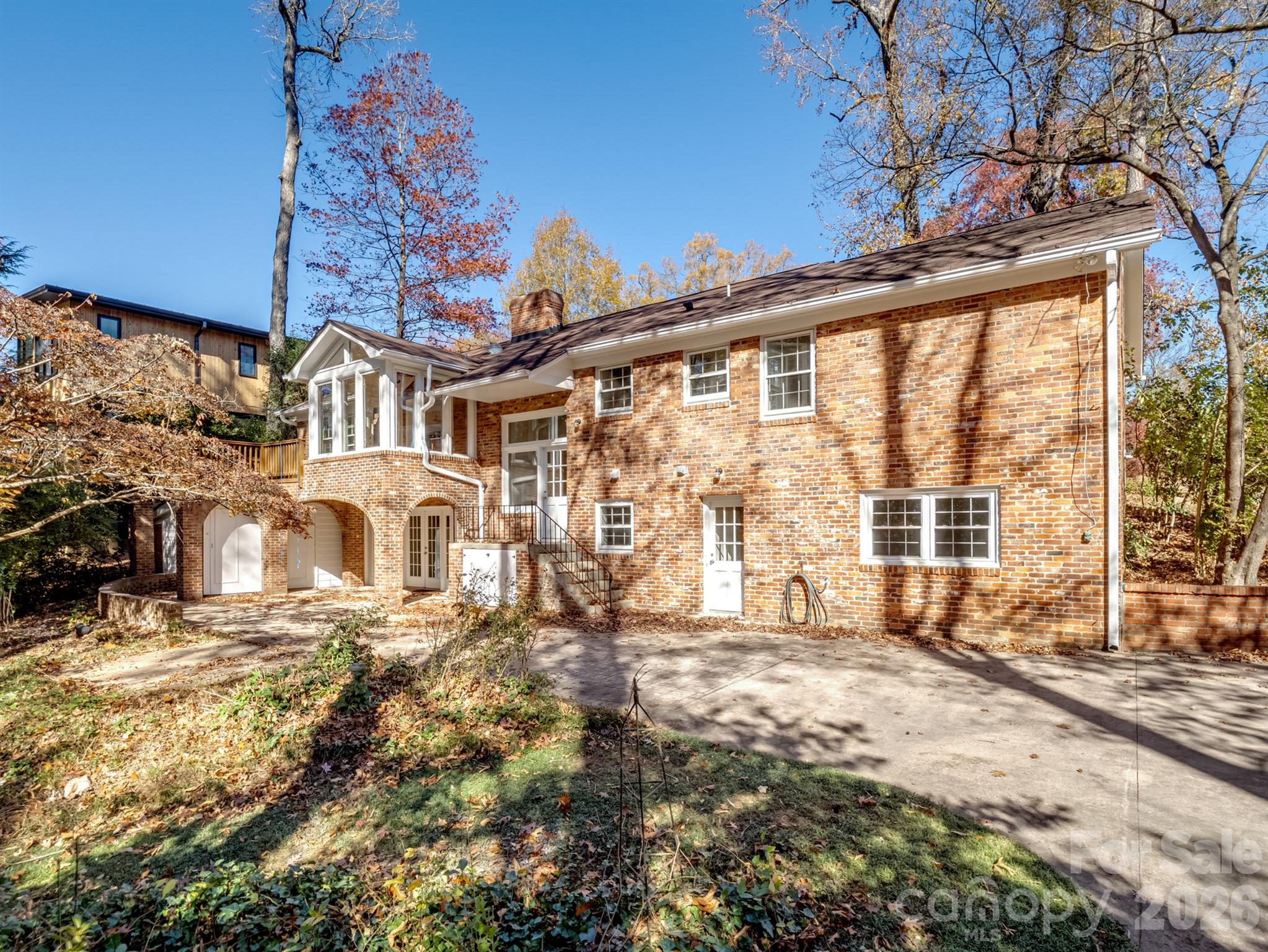Single Family Residence at 2111 Sagamore Road, Charlotte, photo 37 of 46