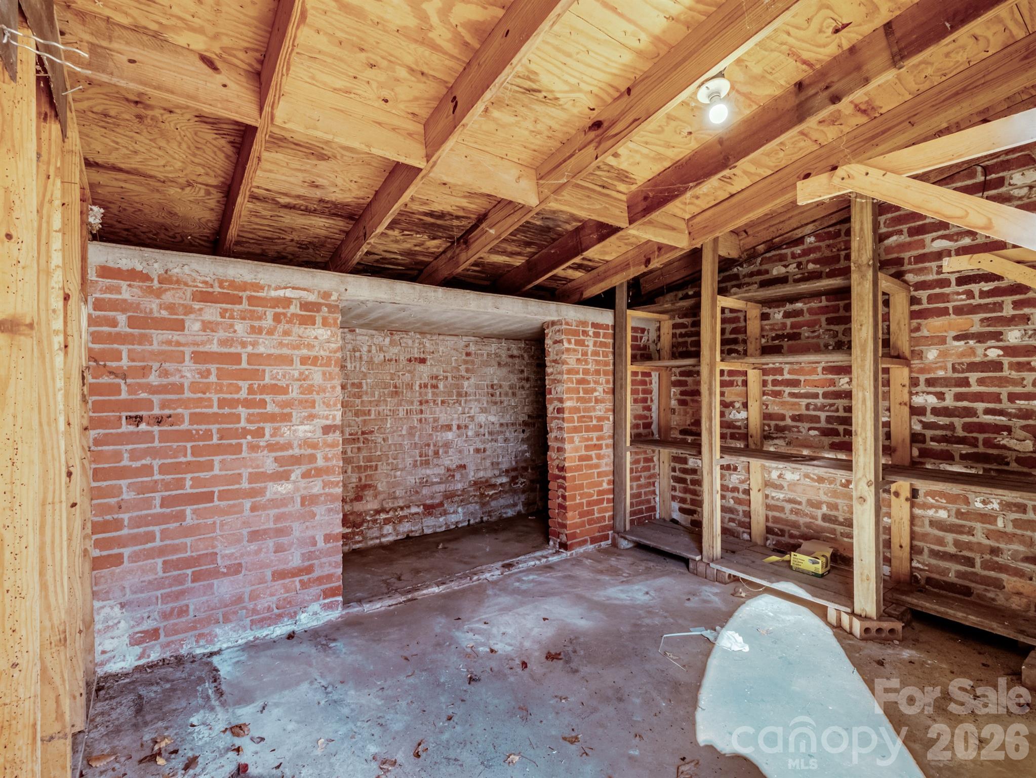 Single Family Residence at 2111 Sagamore Road, Charlotte, photo 39 of 46