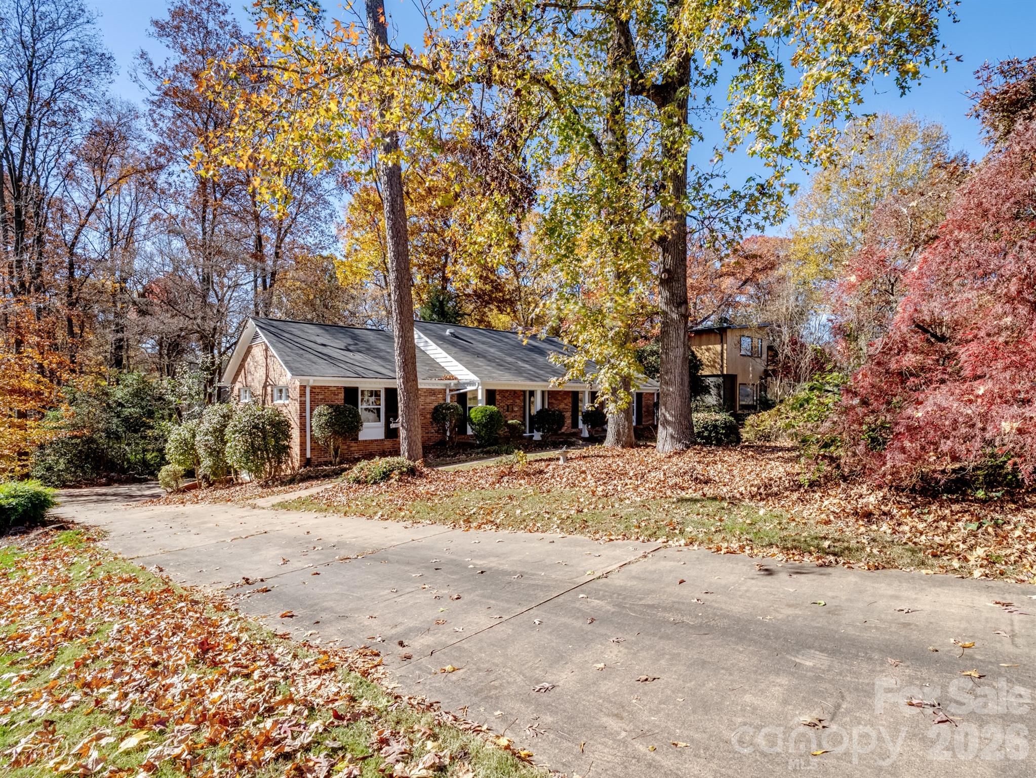 Single Family Residence at 2111 Sagamore Road, Charlotte, photo 44 of 46